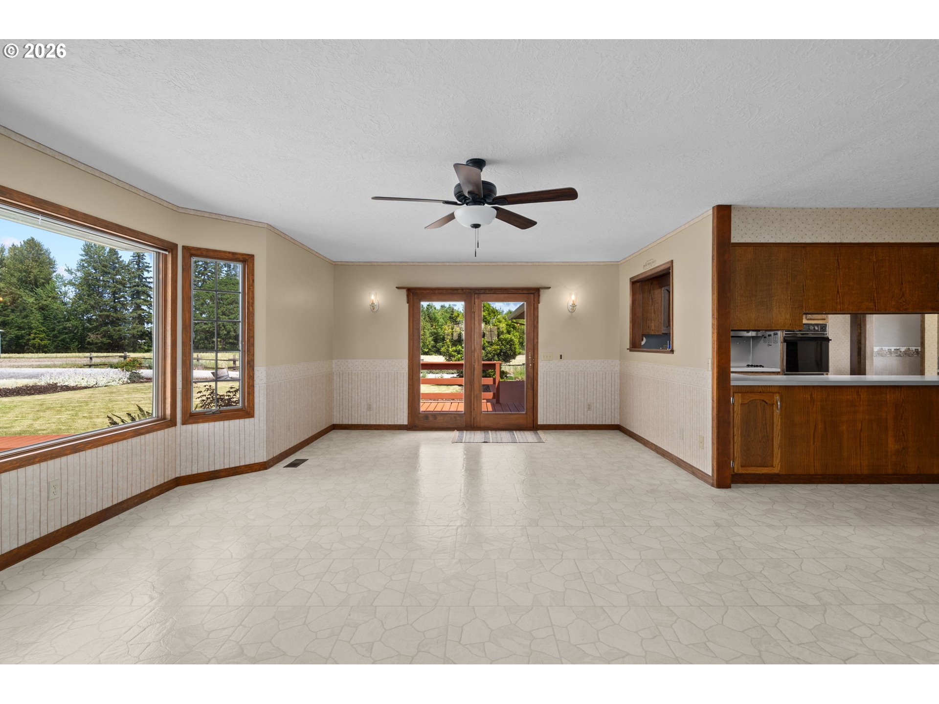 9931 S Highway 211 Property Photo 15