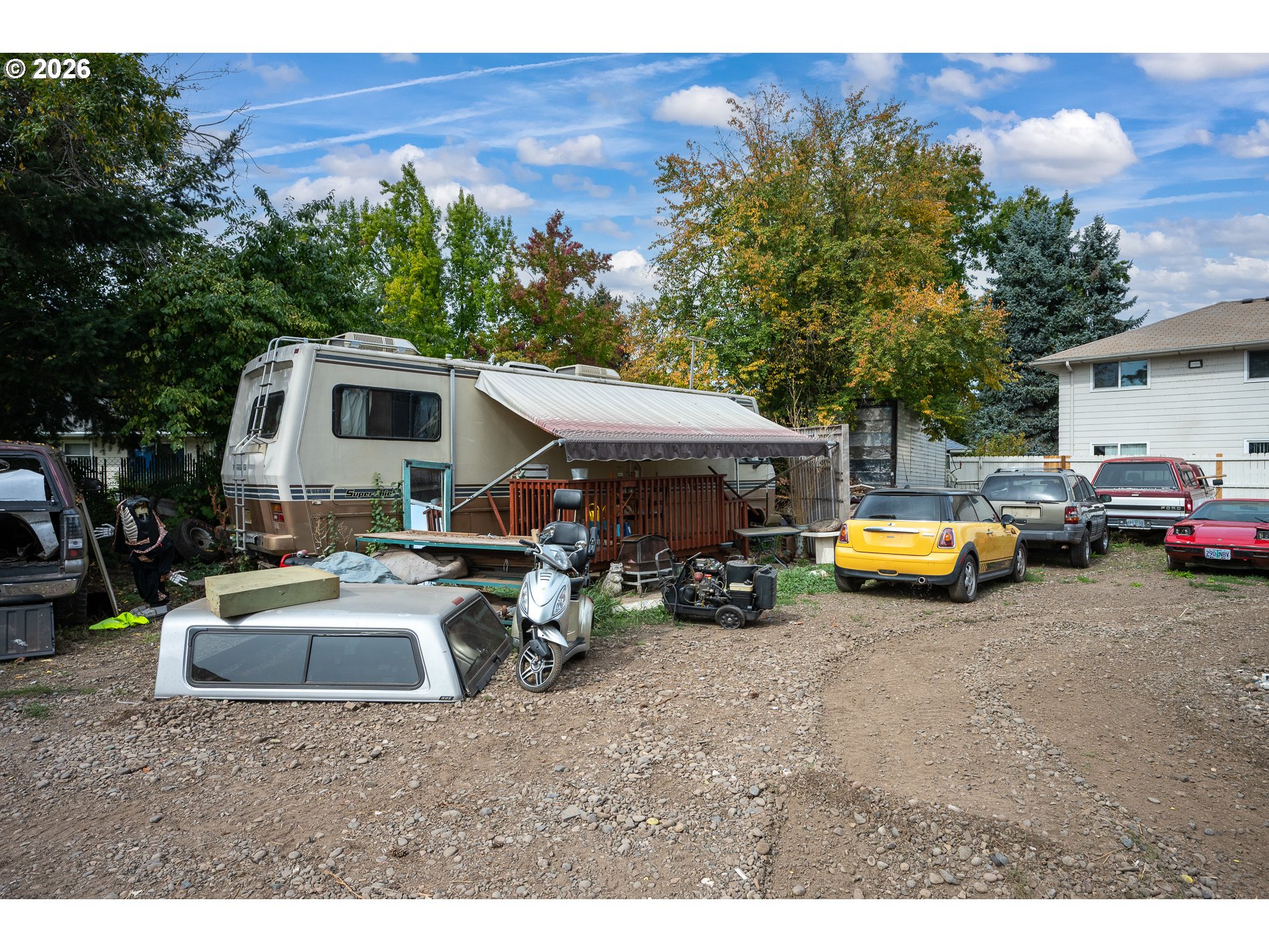 3297 River Rd Property Photo 11