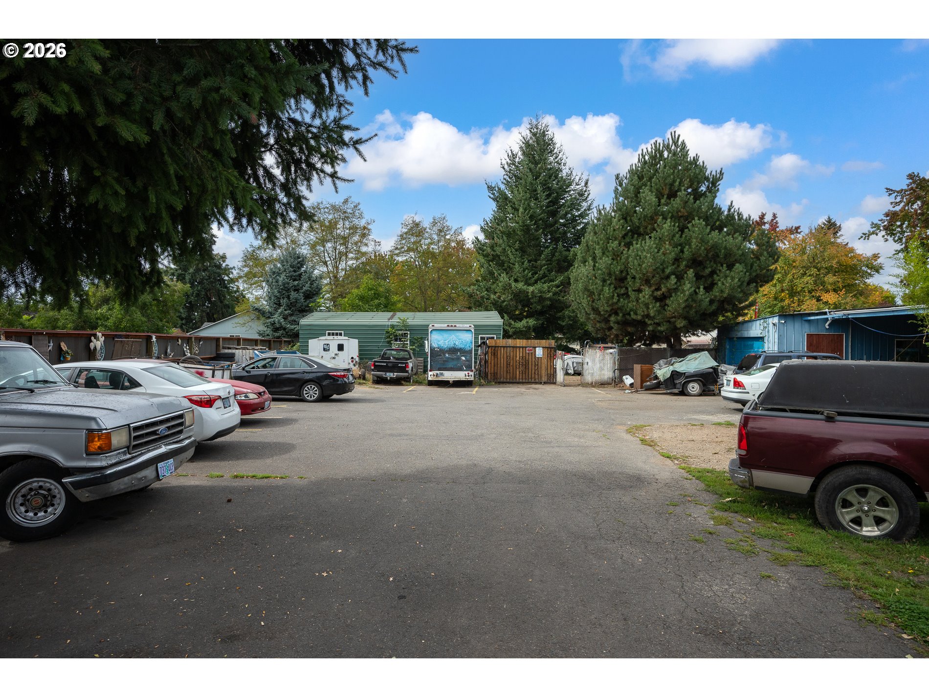 3297 River Rd Property Photo 15