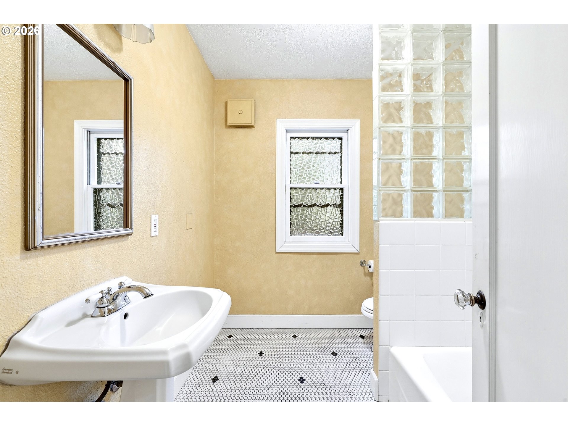 2832 Ne 9th Ave Property Photo 13
