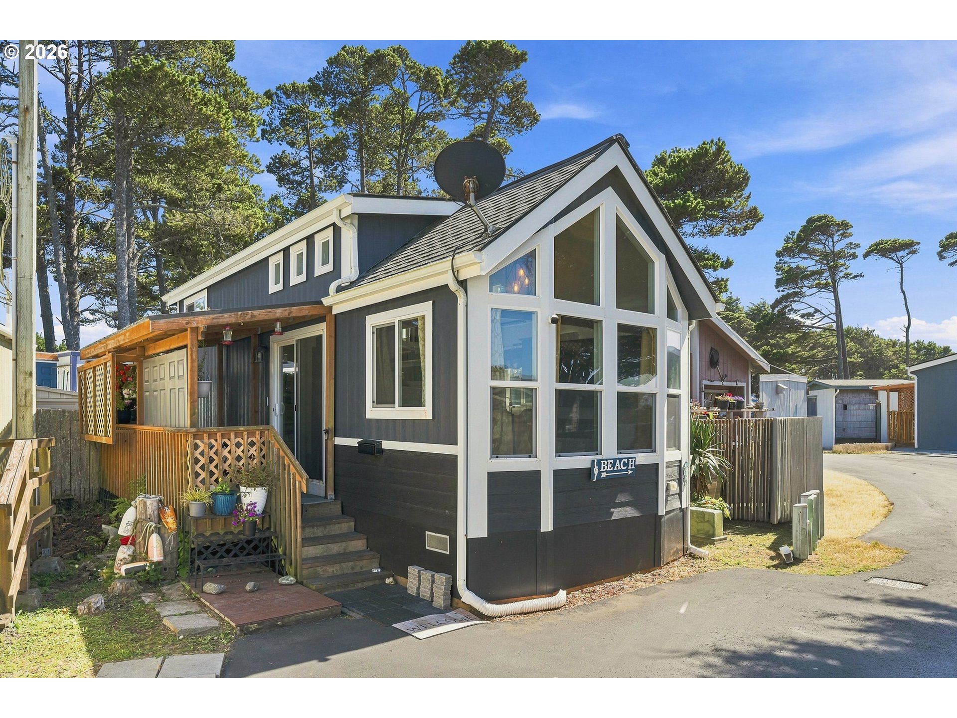 4875 N Highway 101 38 Property Photo 1