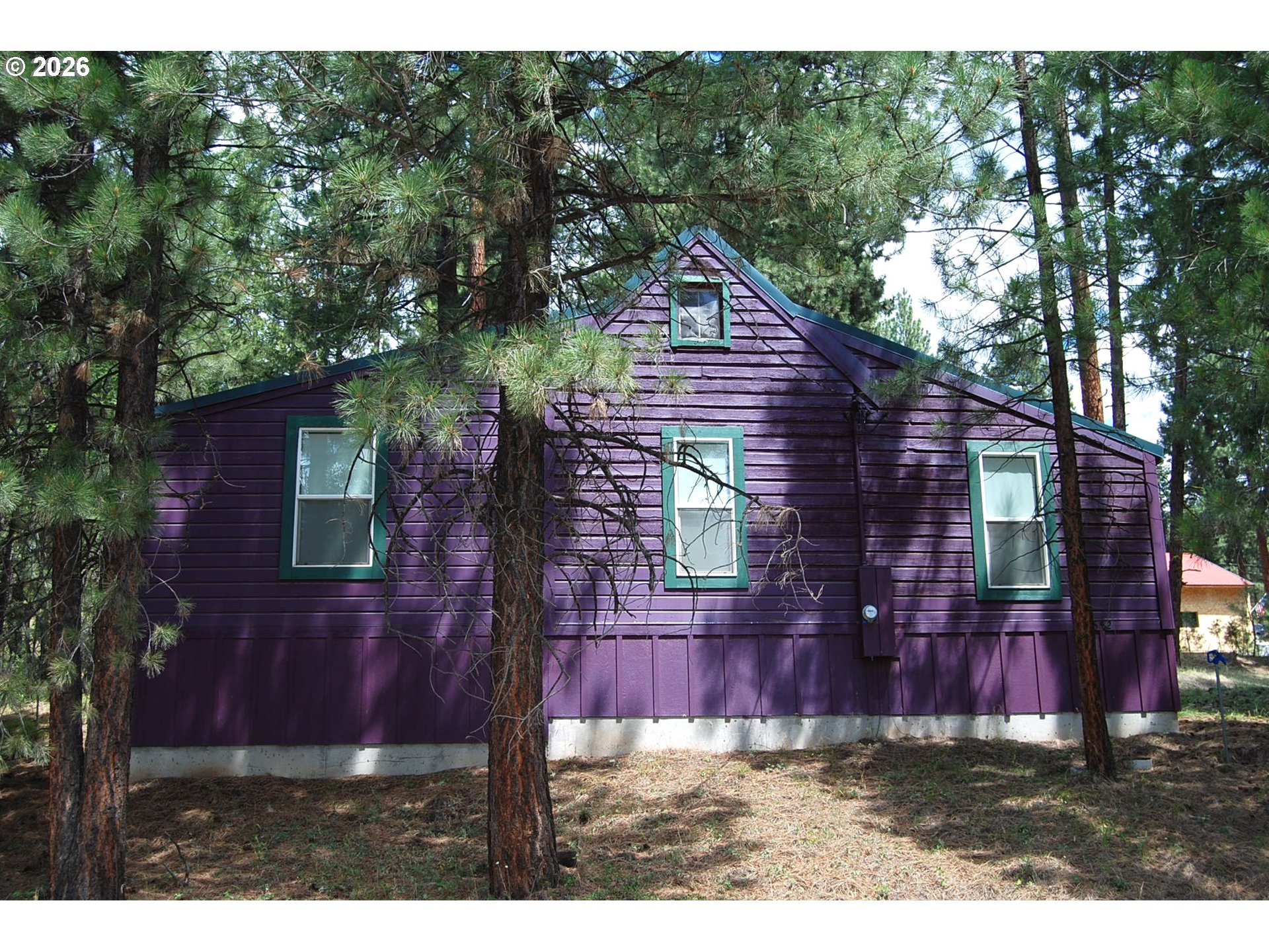 682 Cracker St Property Photo 1