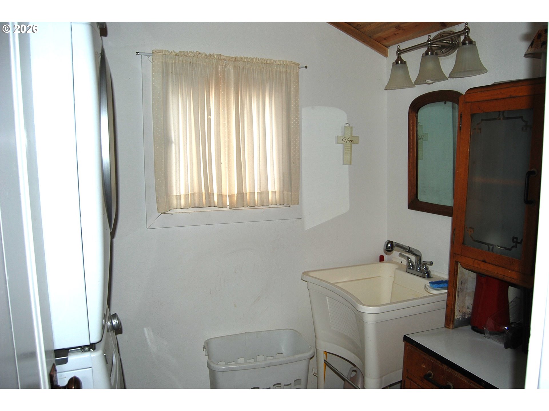 682 Cracker St Property Photo 16