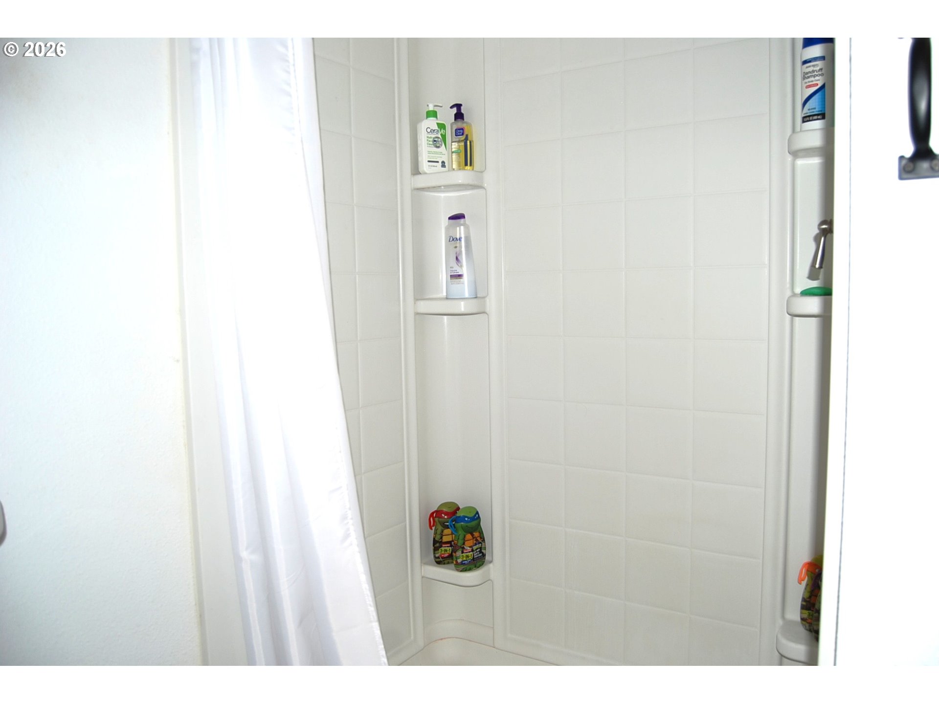 682 Cracker St Property Photo 23