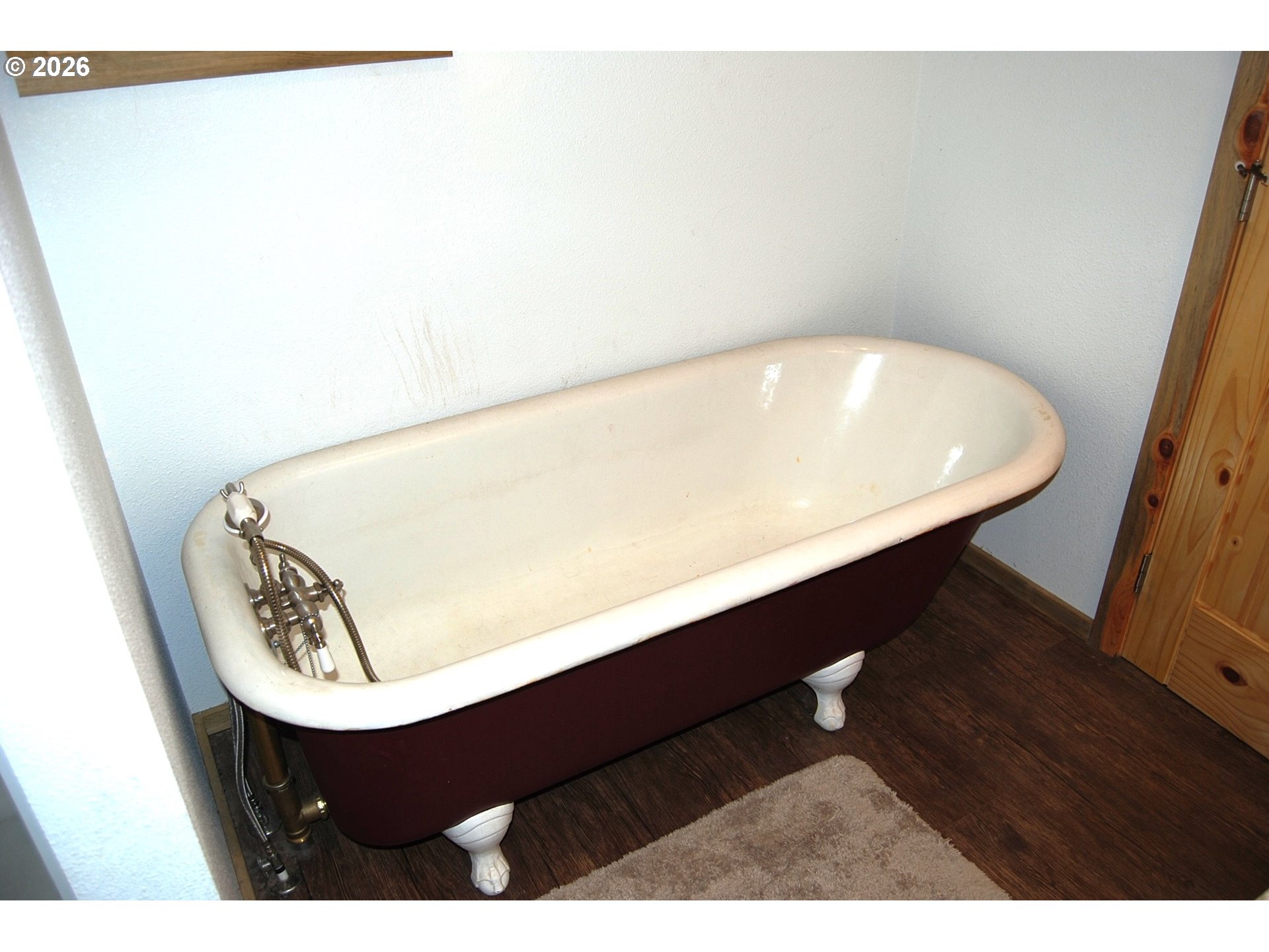 682 Cracker St Property Photo 24