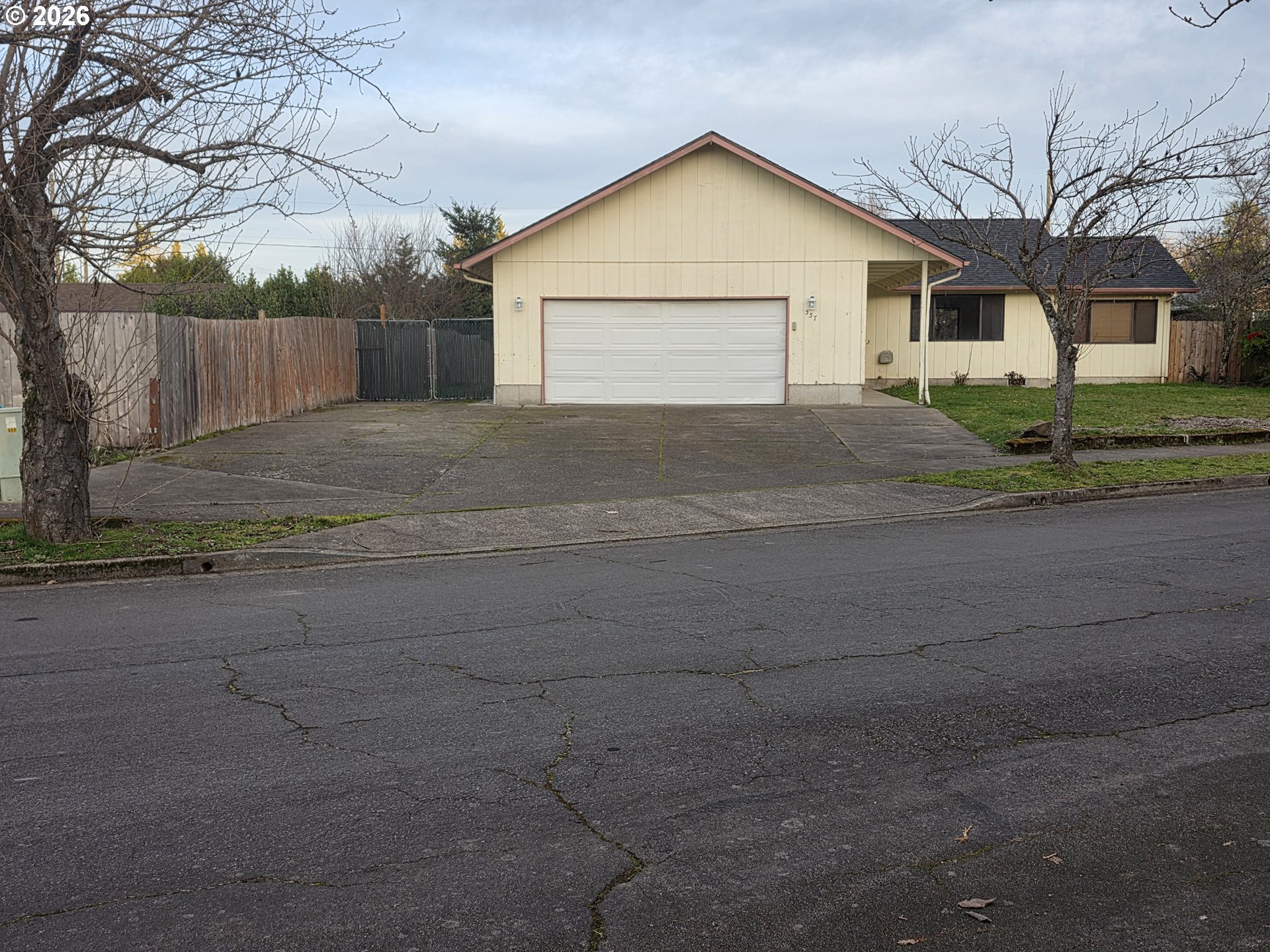557 S 44TH ST Property Photo 1