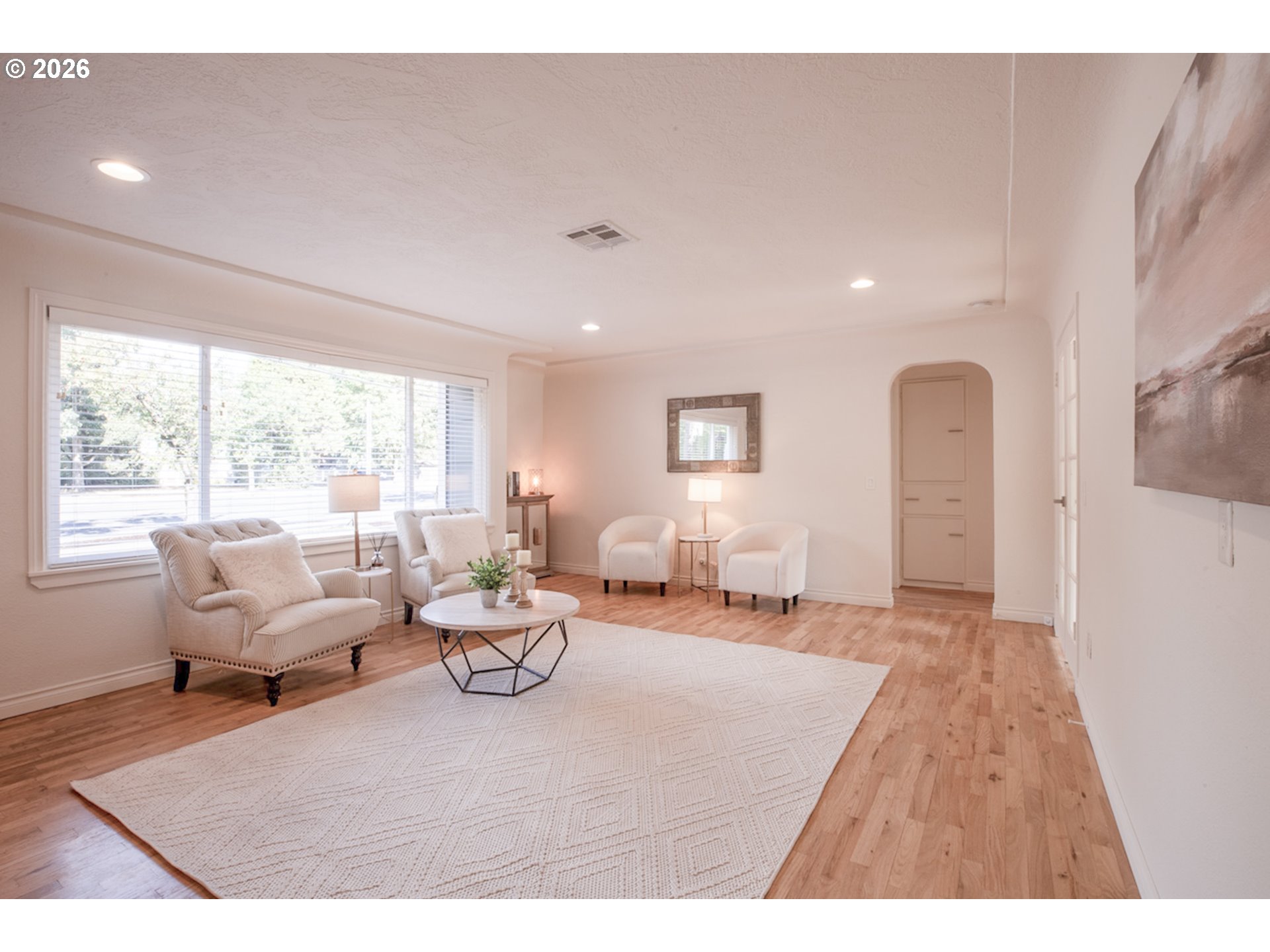 2881 River Rd Property Photo 3