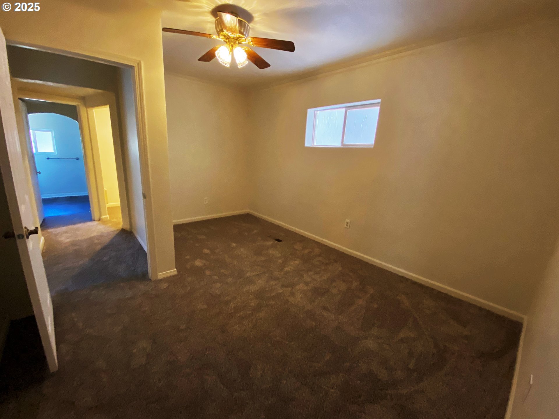 379 Mill St Property Photo 14