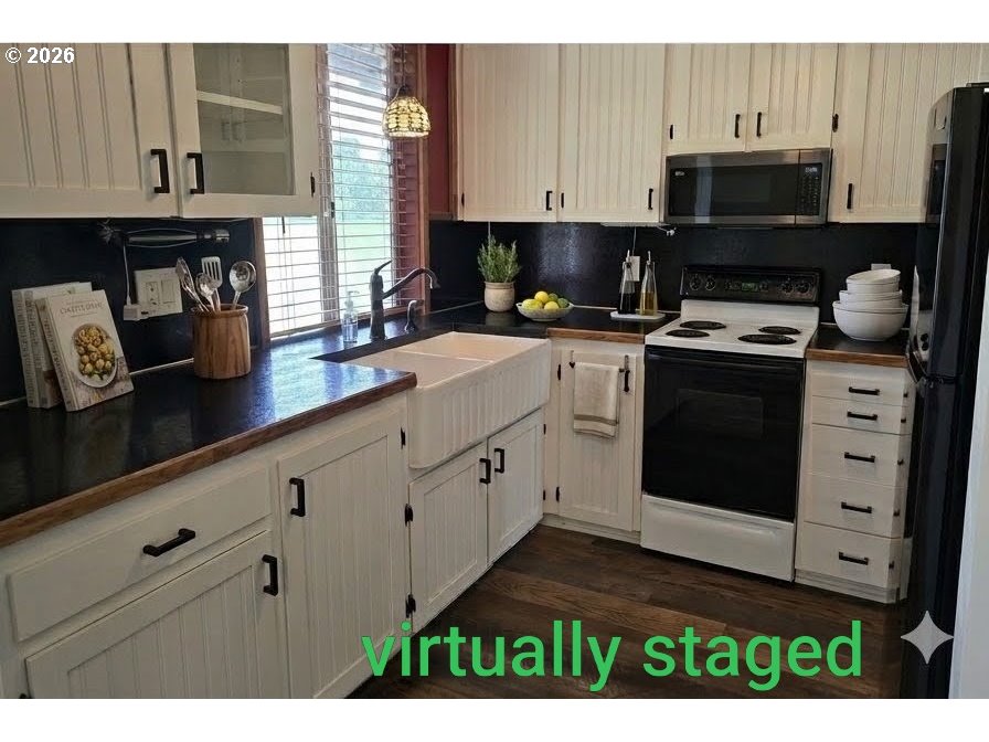 2215 Country Club Ter Property Photo 4