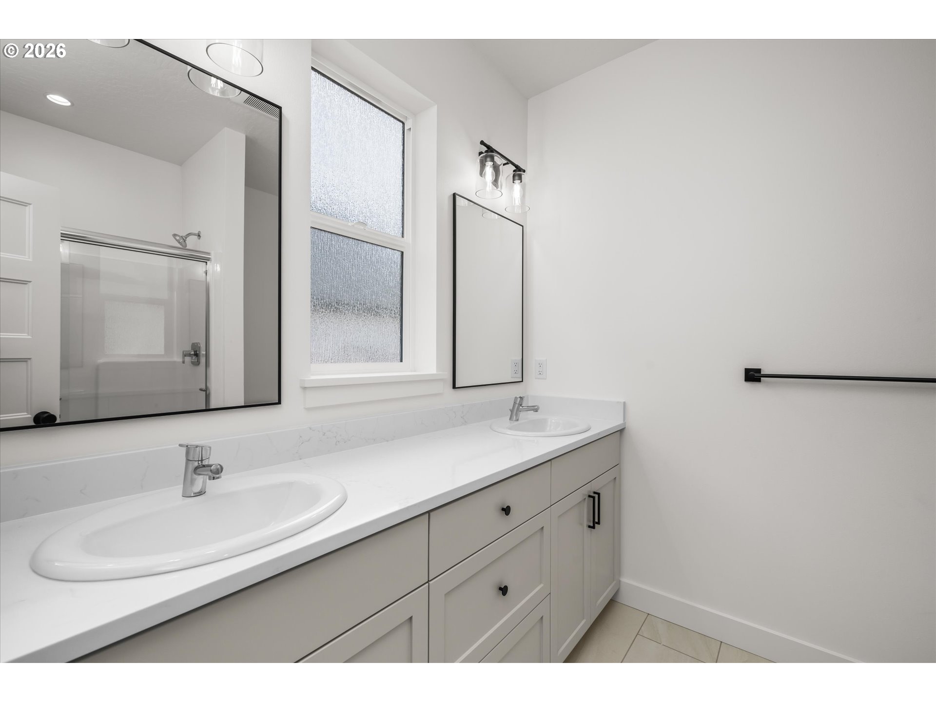 25323 E Broadway Ave Property Photo 12