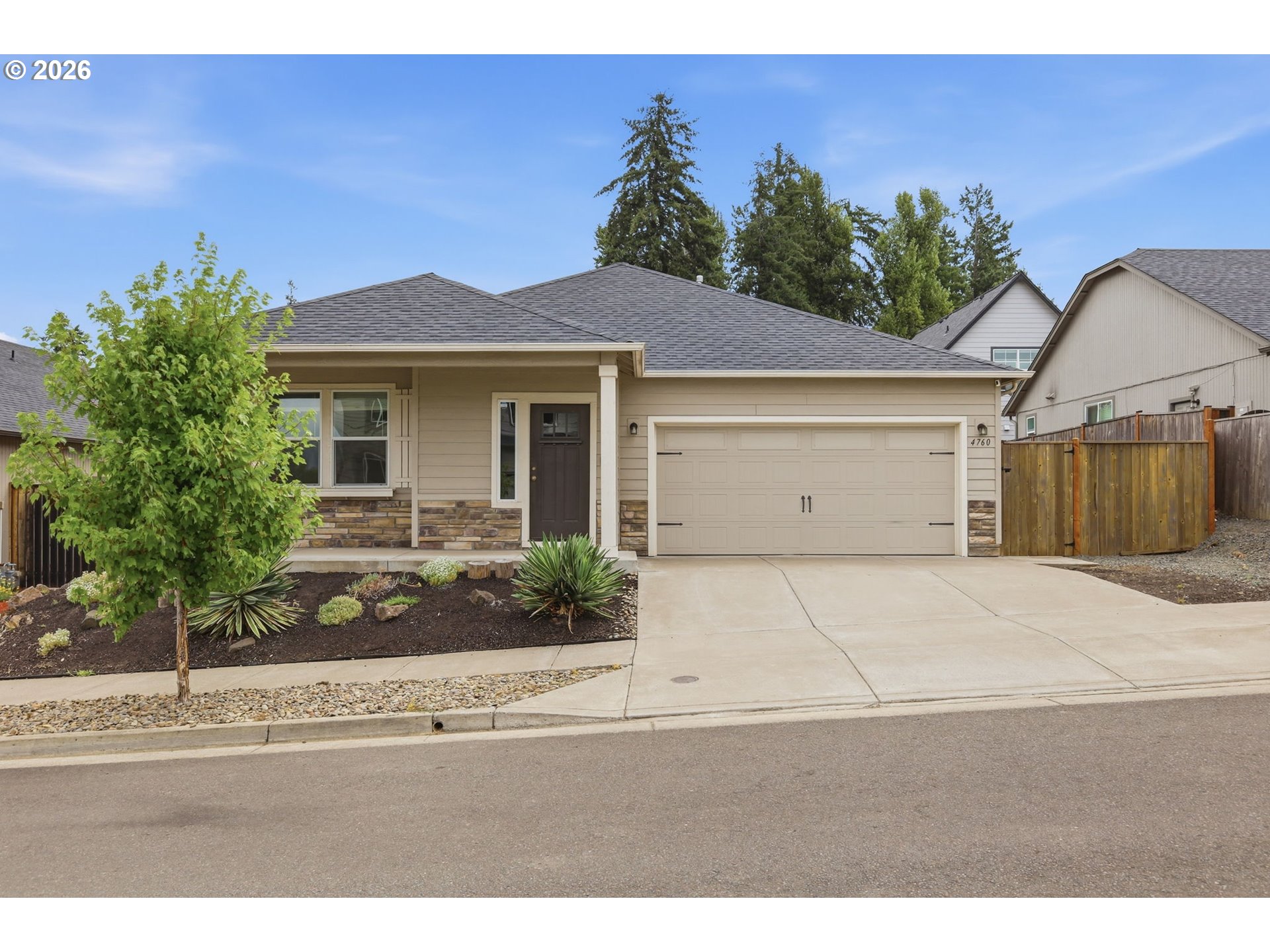 4760 GLACIER MEADOWS LOOP Property Photo 1