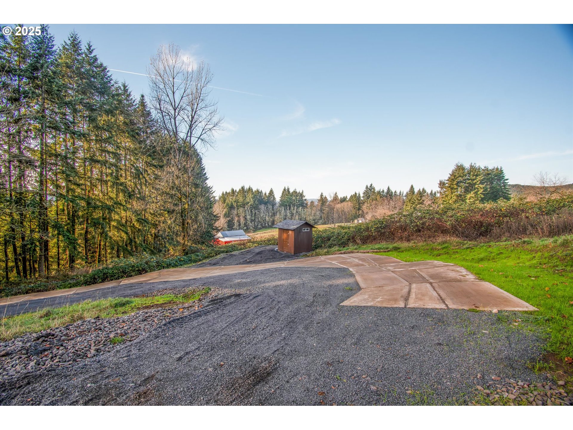 110 Lenora Ln Property Photo 17