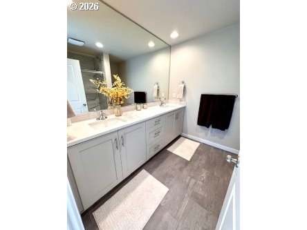 2725 S Heather St Property Photo 14