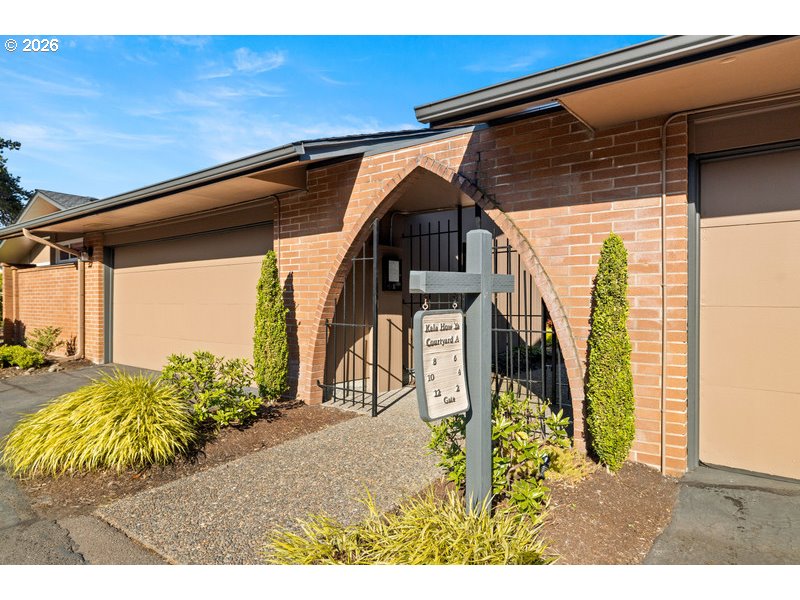 6 Condolea Dr Property Photo 1