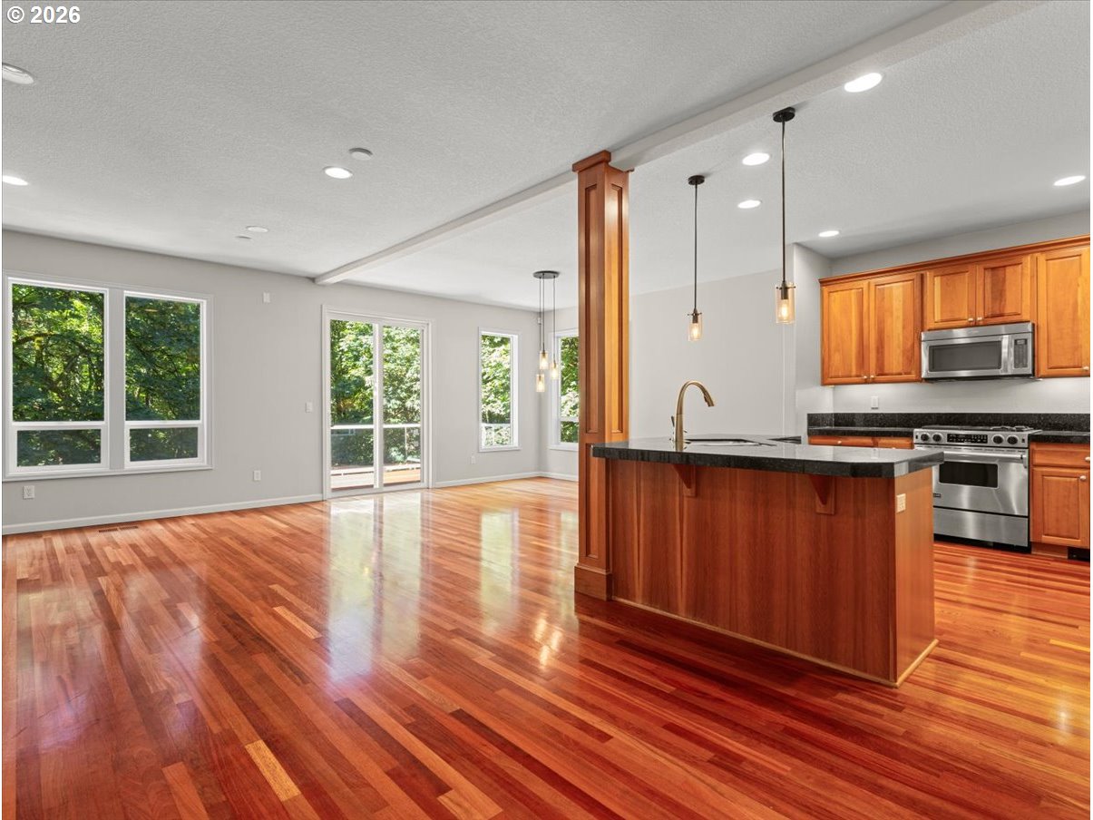 4 Northview Ct Property Photo 5