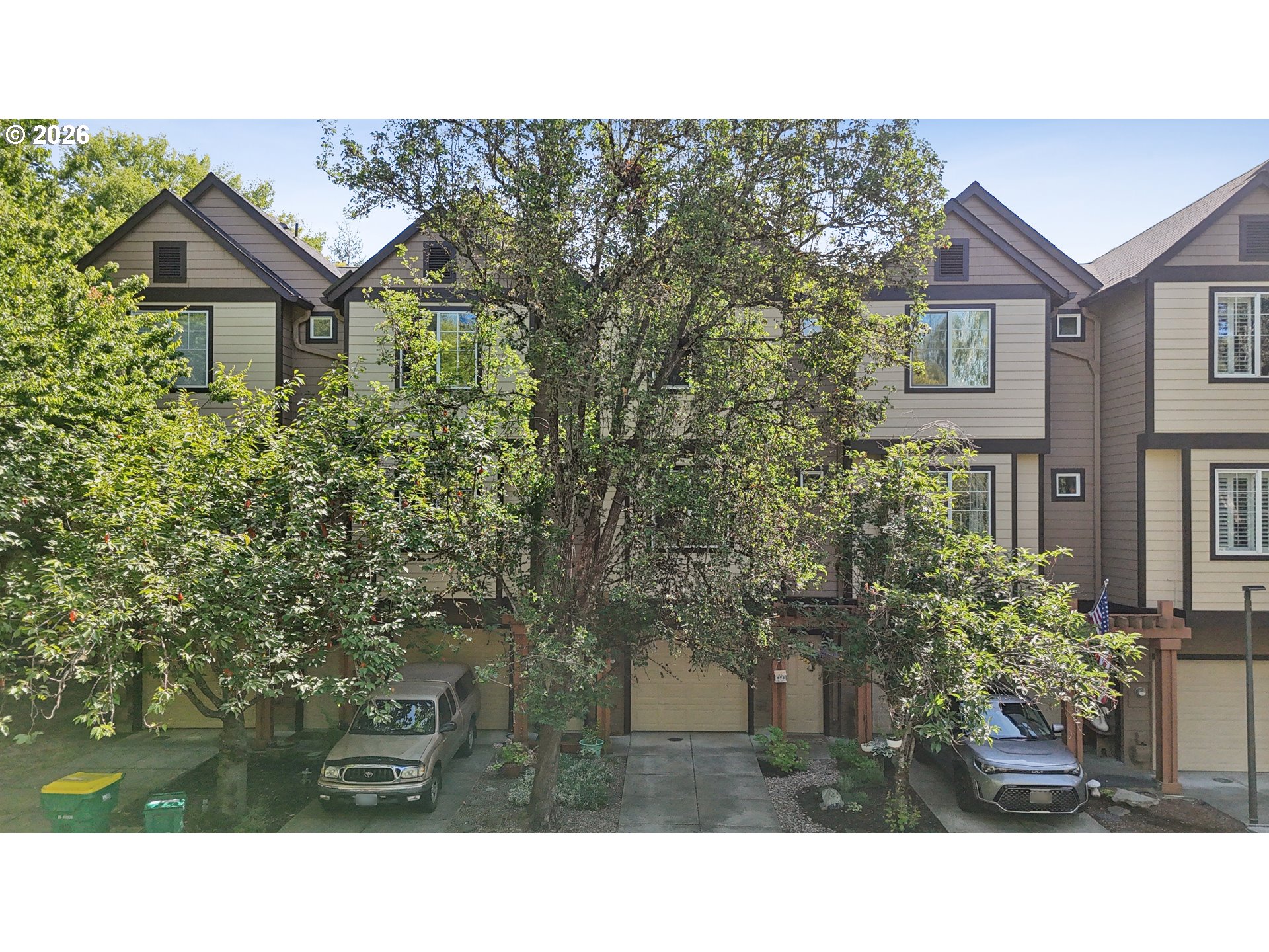 668 Sw Dillan Dr Property Photo 1