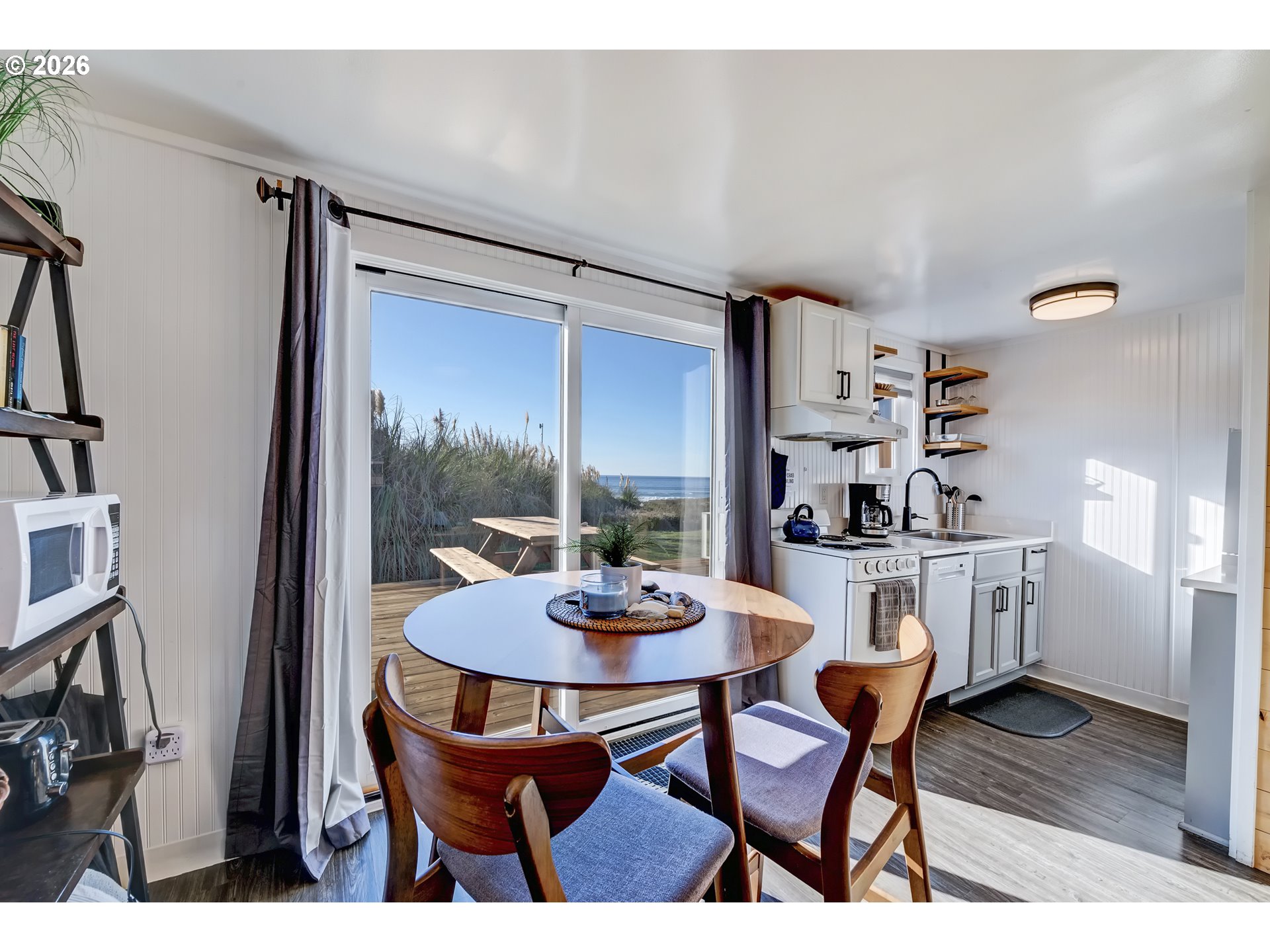 95500 Highway 101 Property Photo 7