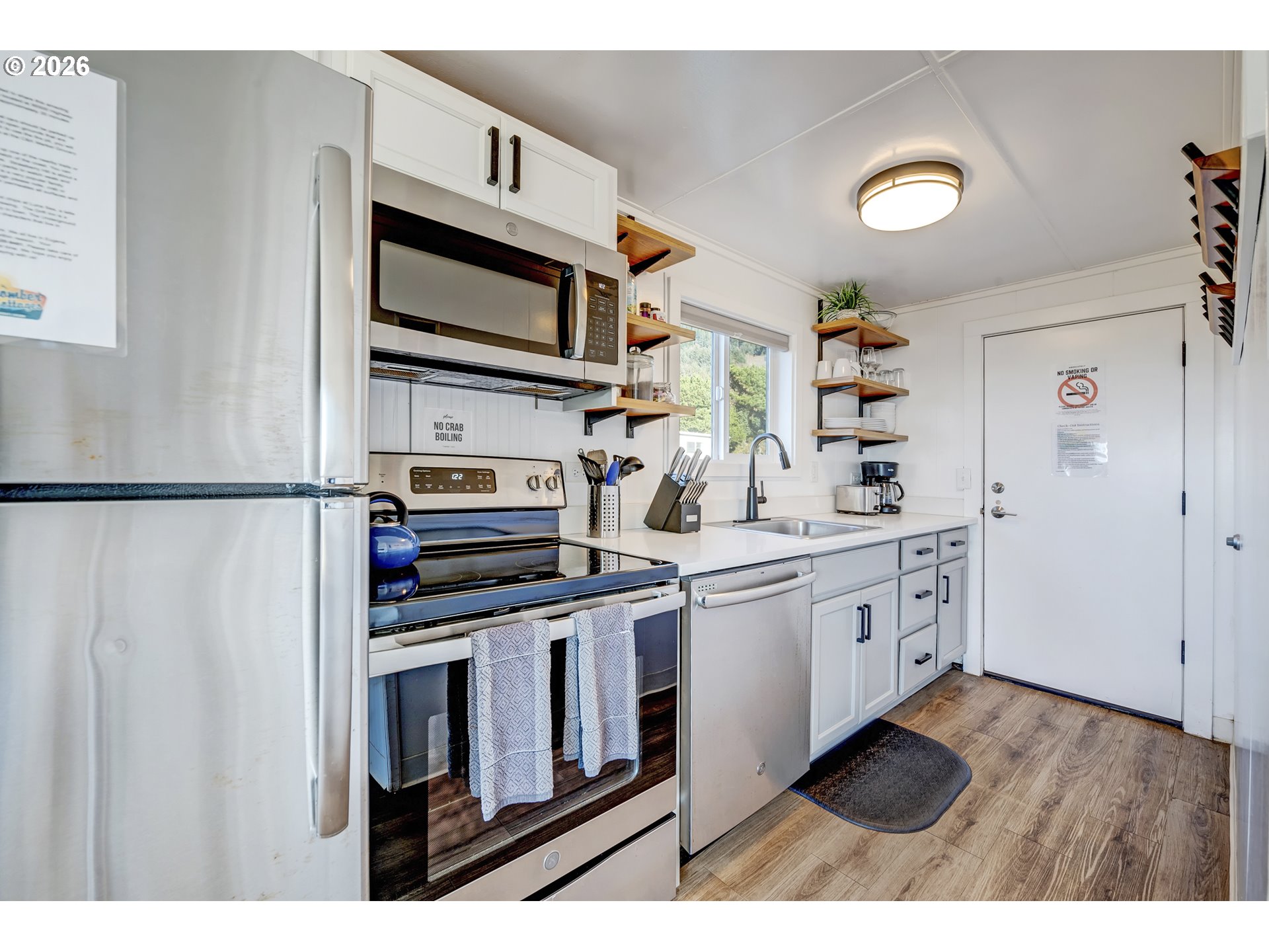 95500 Highway 101 Property Photo 26