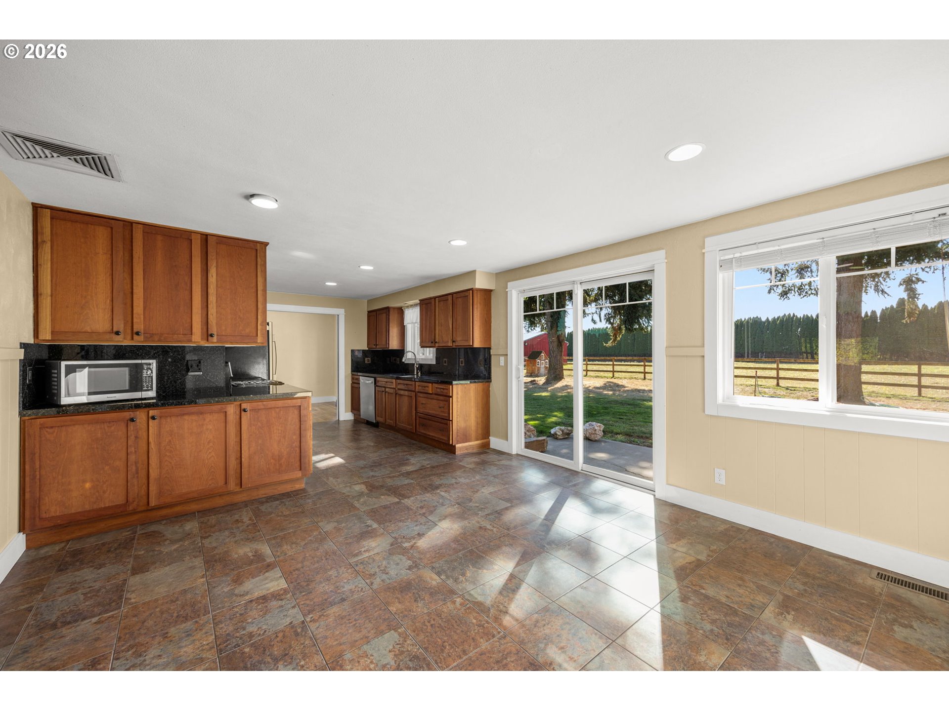 13528 Ne Denbrook Rd Property Photo 16