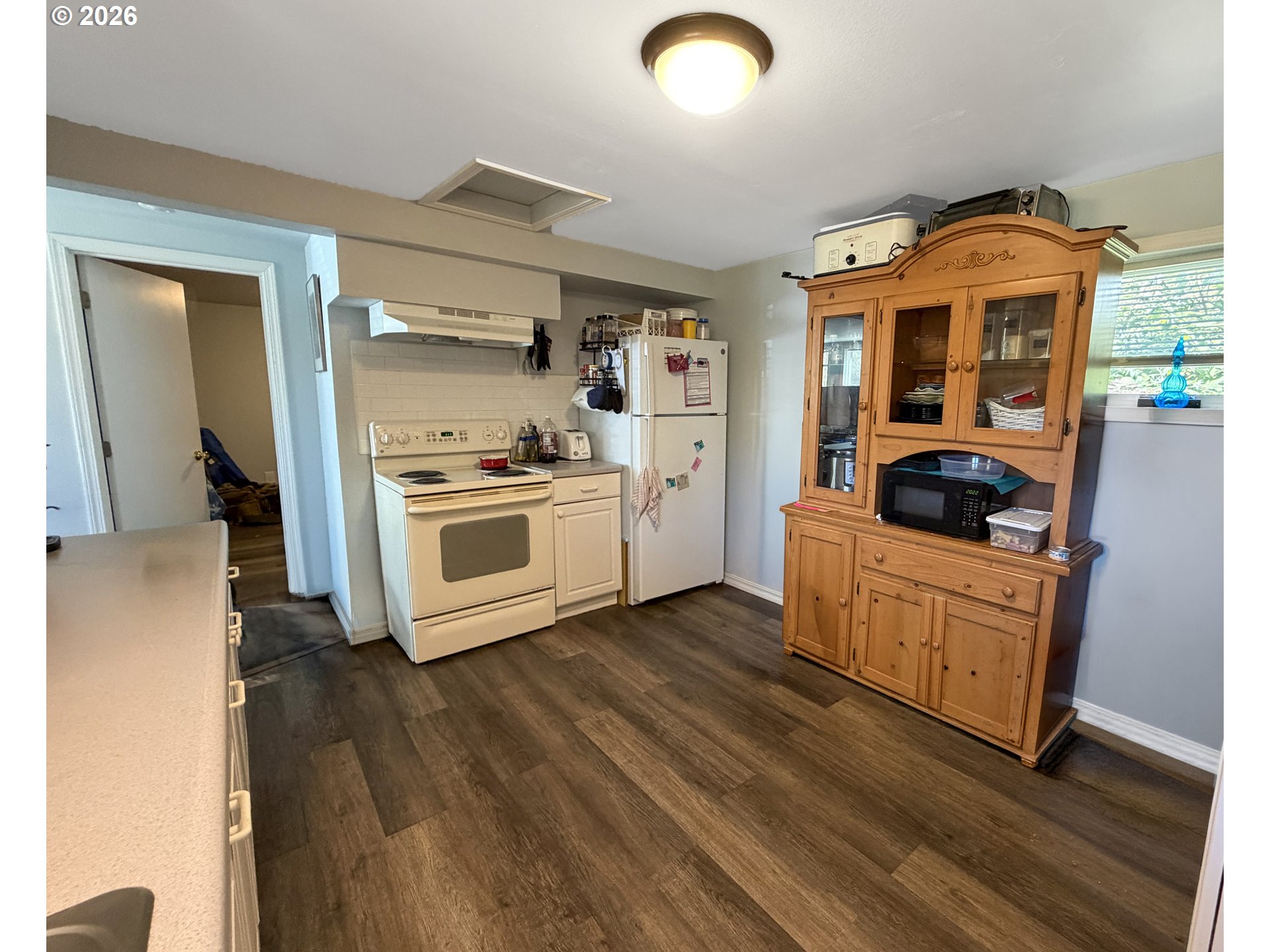 180 Laclair St Property Photo 14