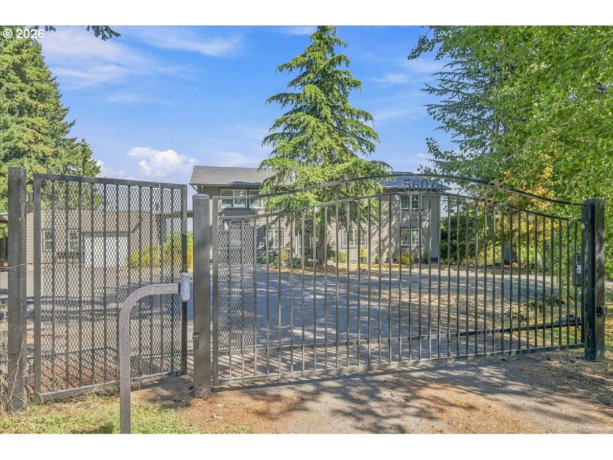56078 Century Dr Property Photo 6