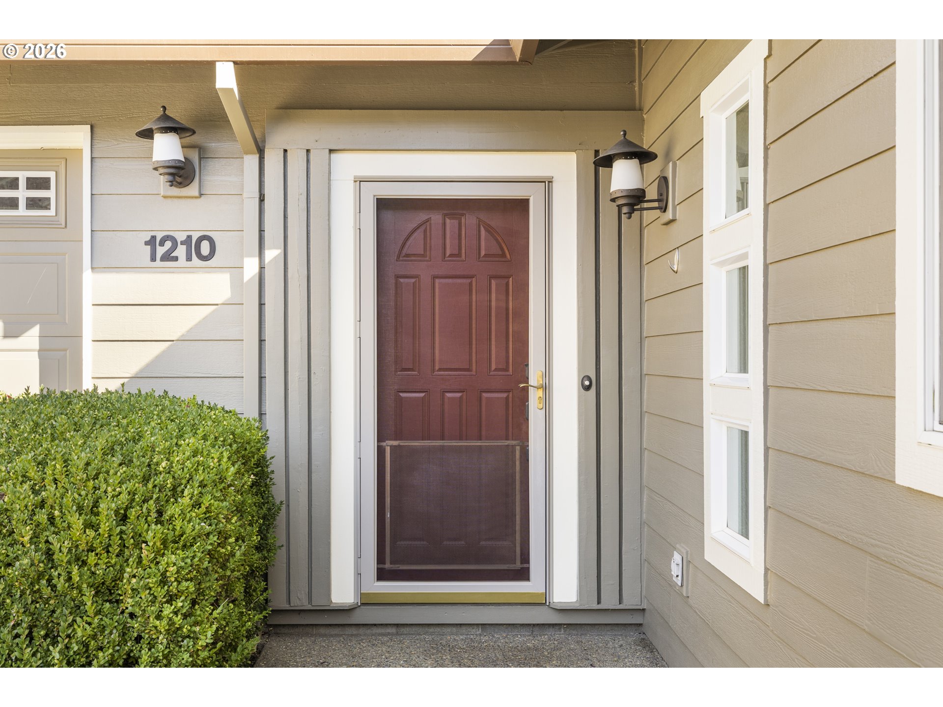 1210 Chatnicka St Nw Property Photo 3