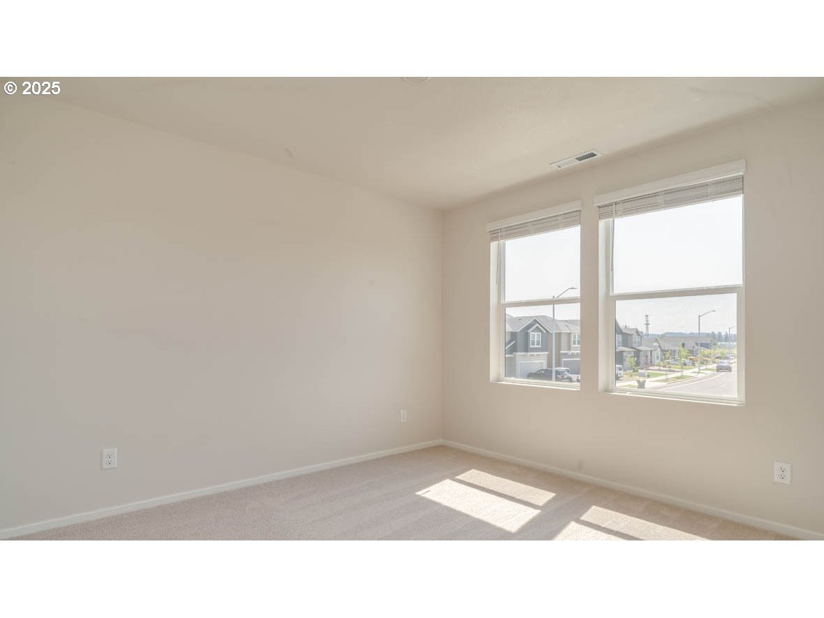 459 Pietro St Property Photo 16