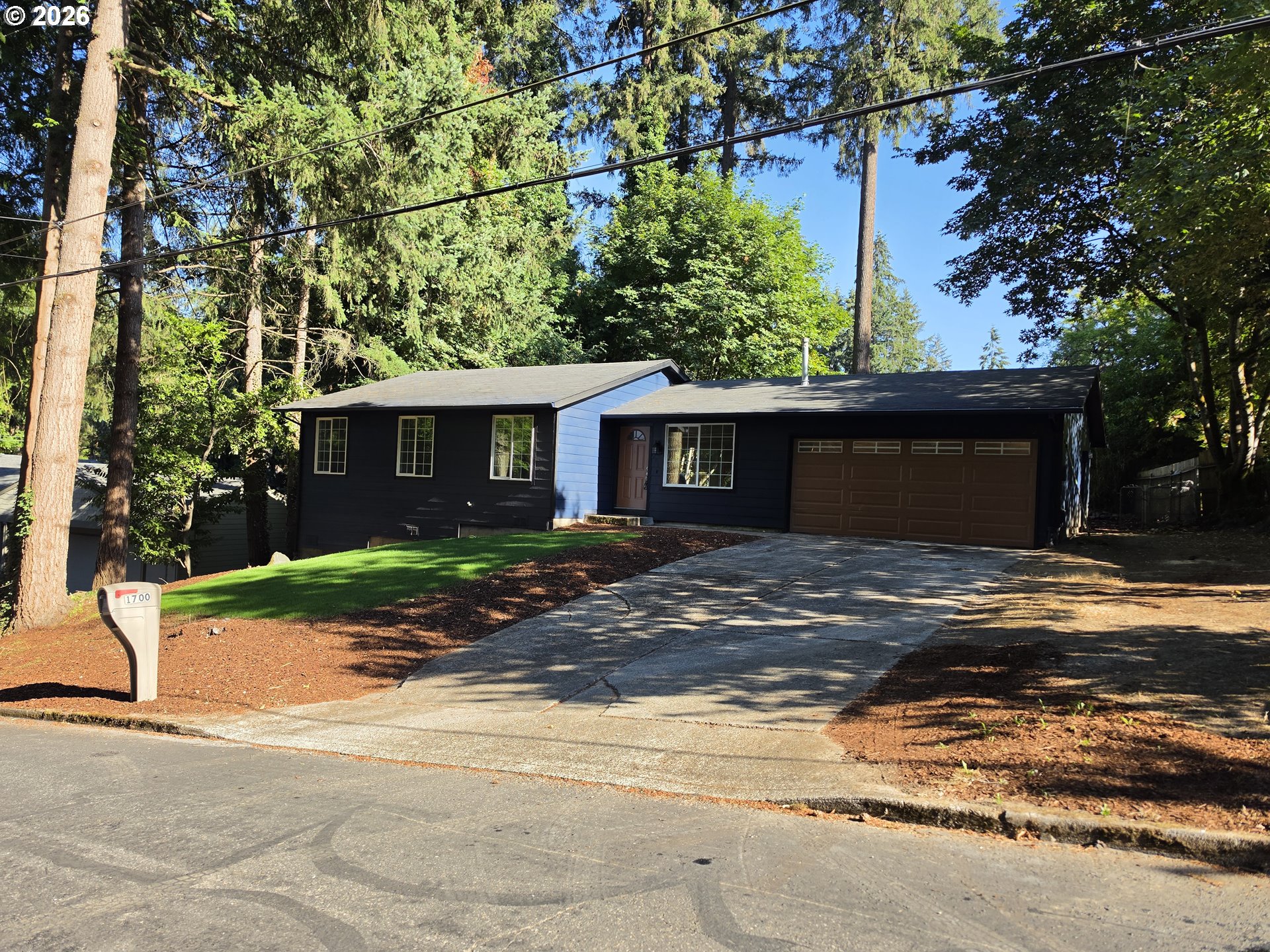 1700 Se River Forest Rd Property Photo 1