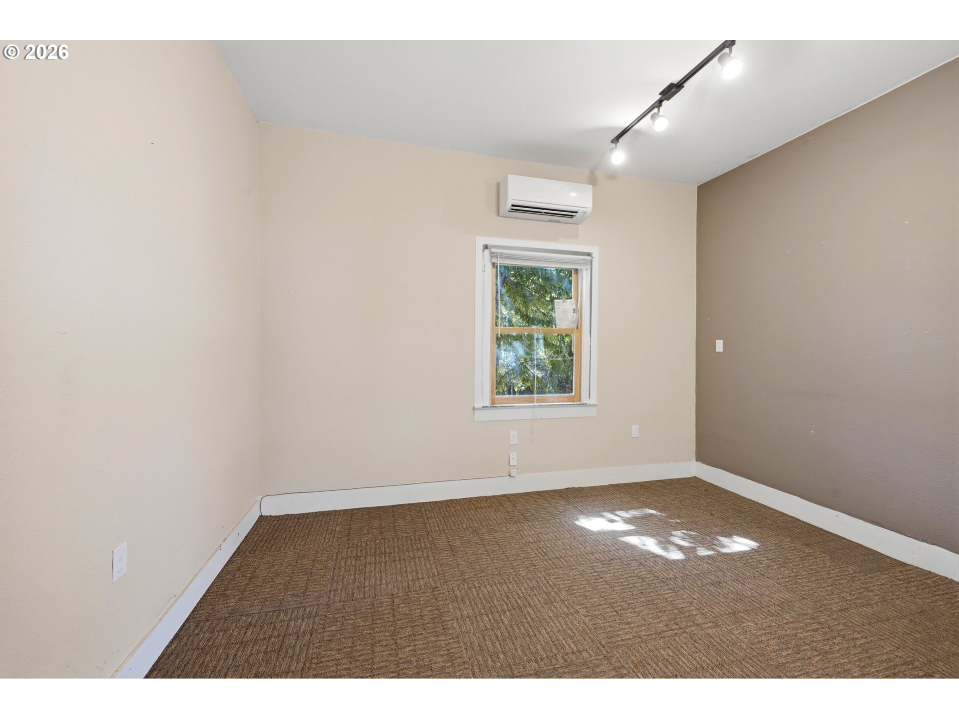 299 Mill St Property Photo 12
