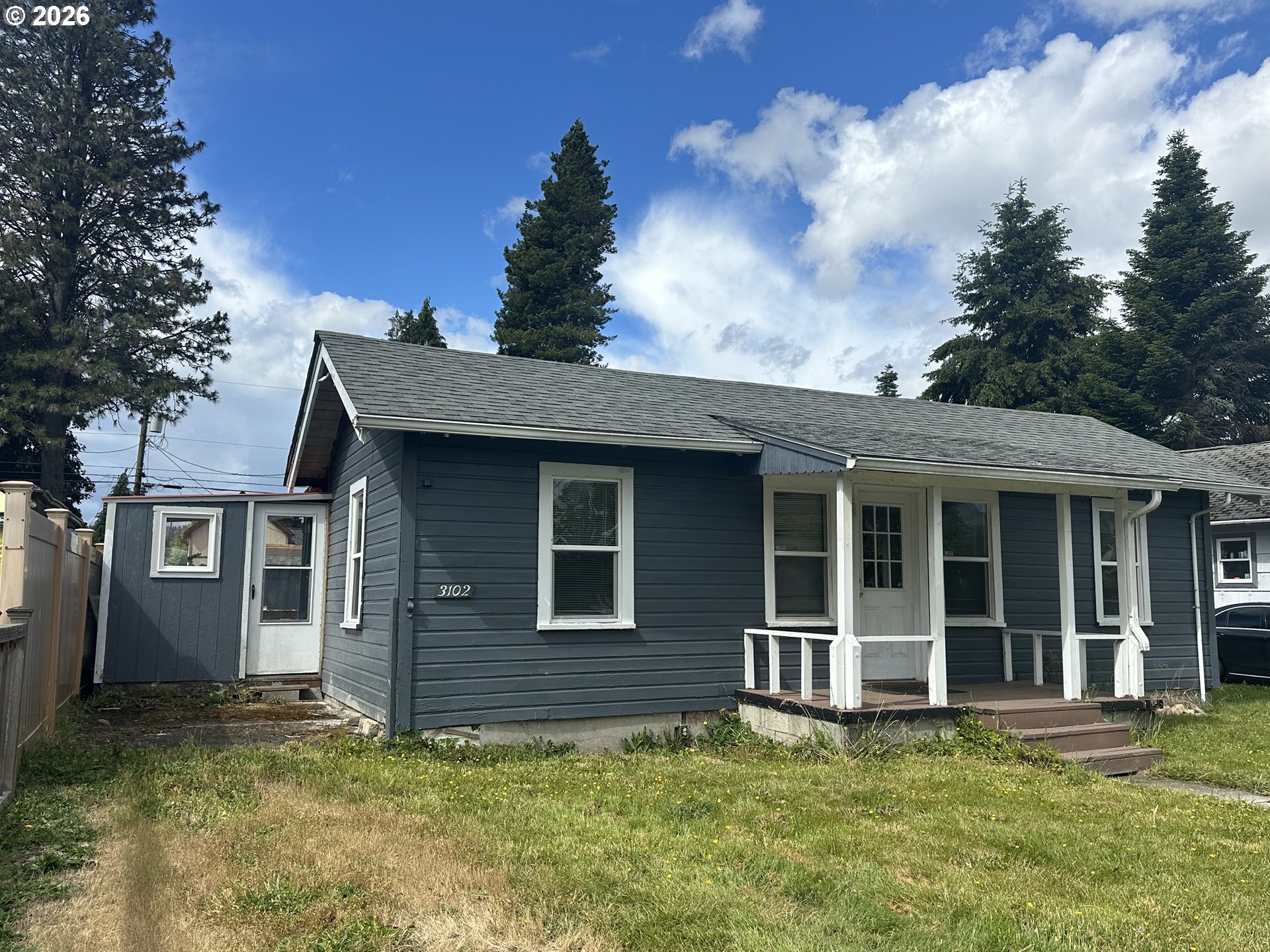 3102 Garfield St Property Photo 1