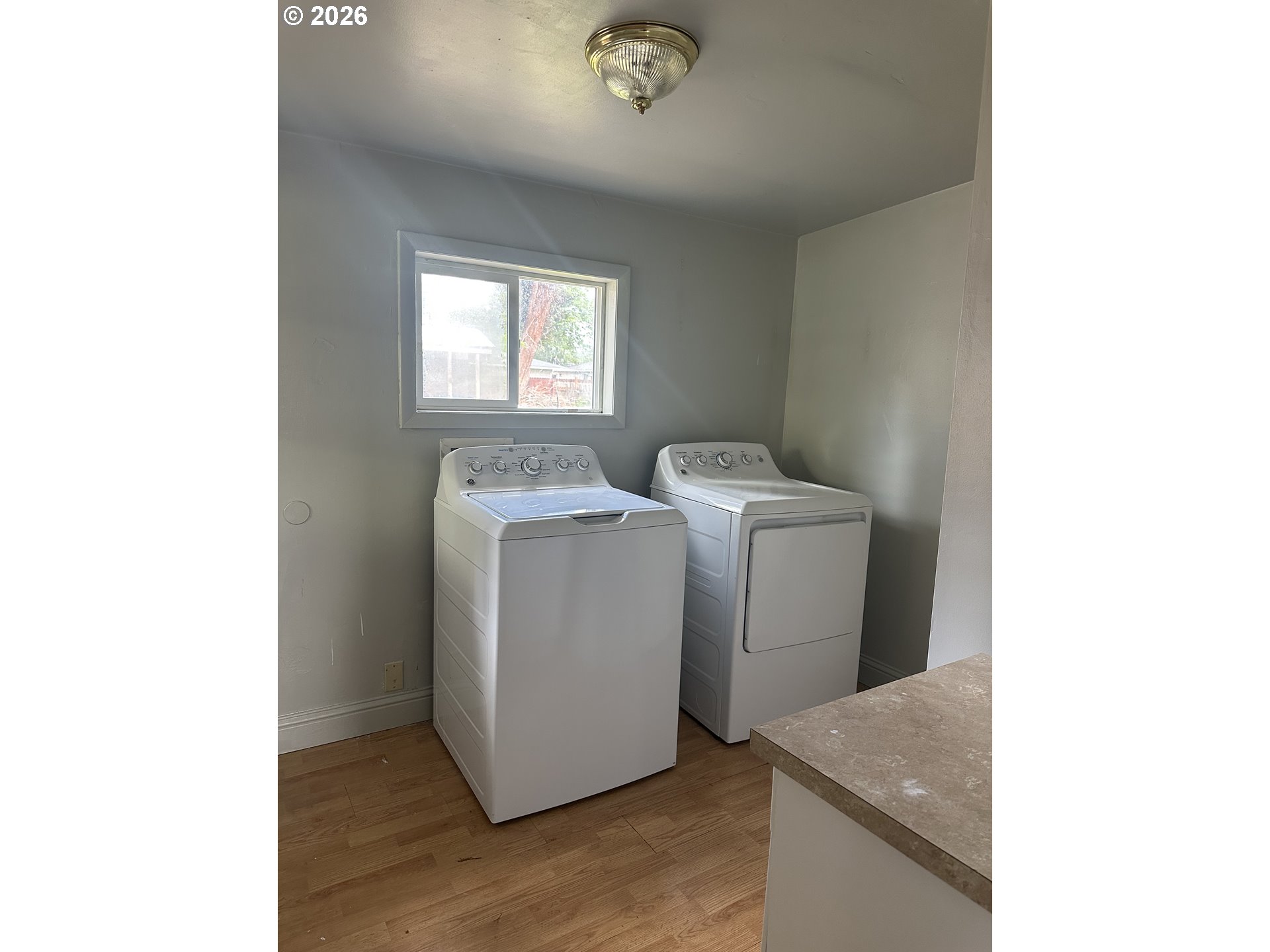 3102 Garfield St Property Photo 6