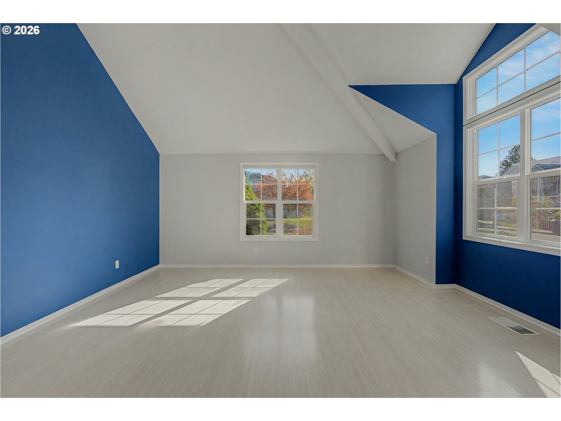 18281 Nw Cambray St Property Photo 4