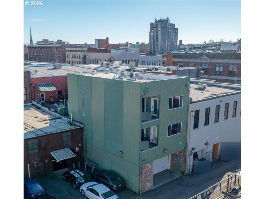 229 Commercial St Ne Property Photo 1