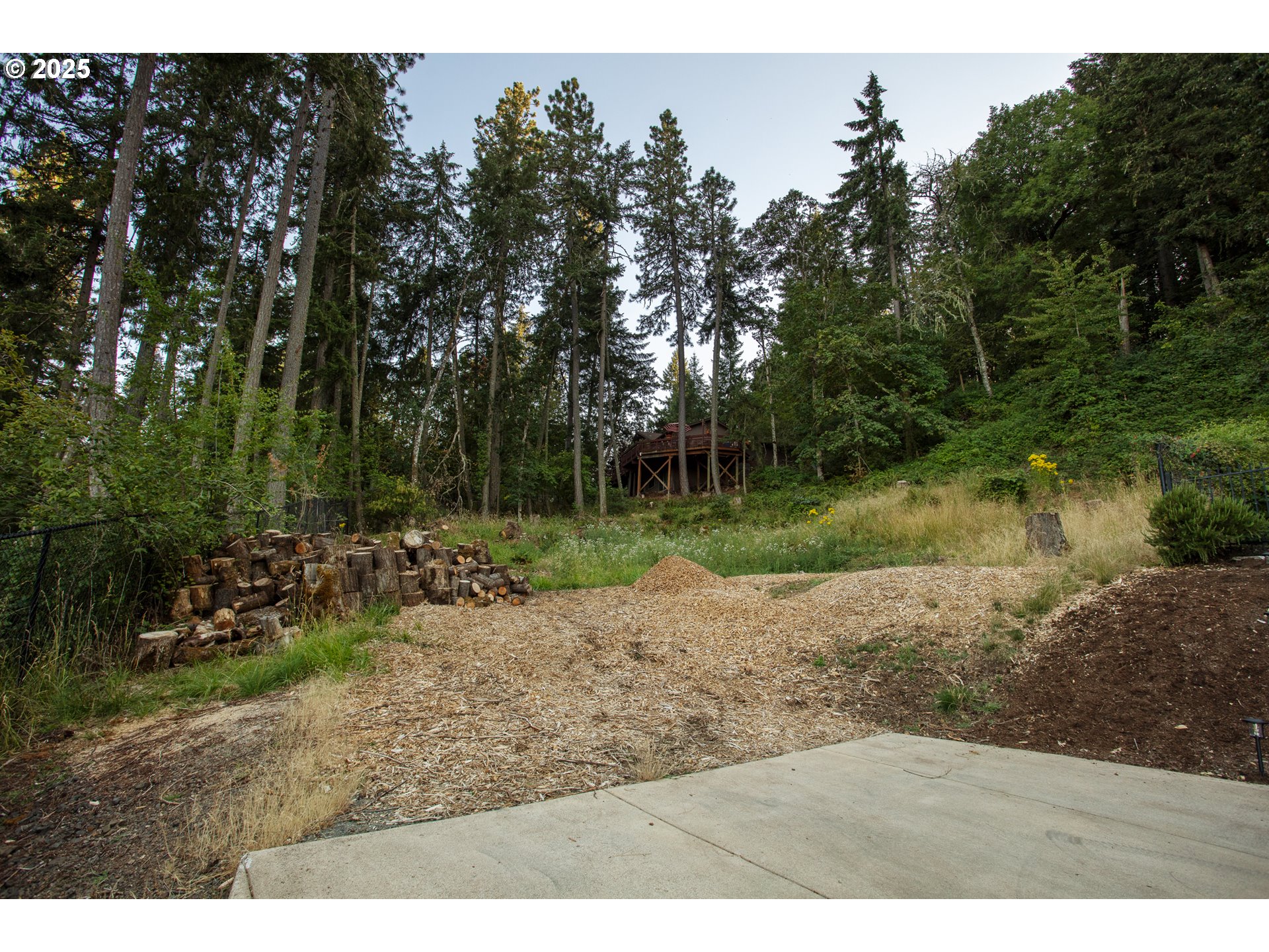 Pine View Ct Property Photo 7