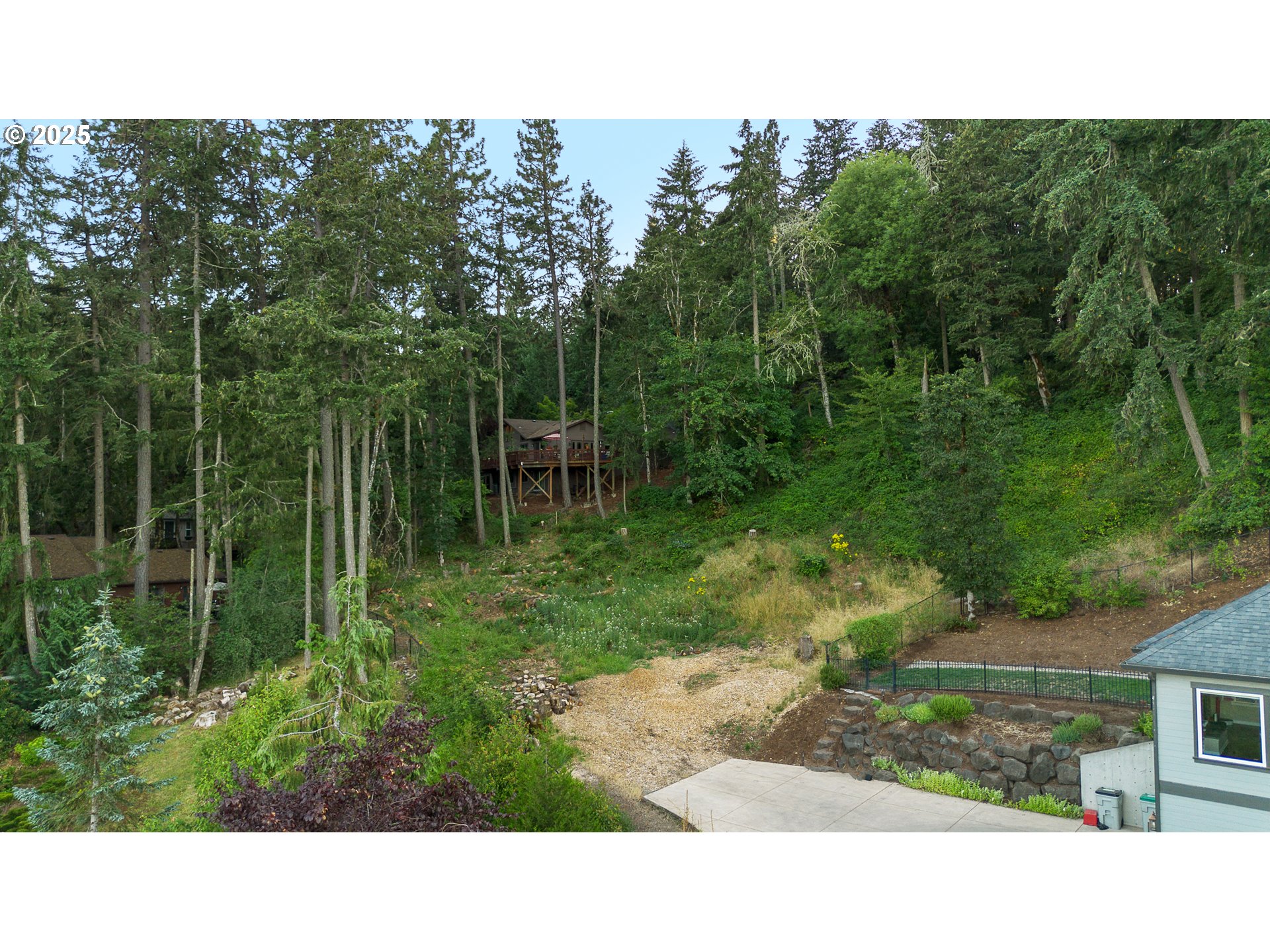 Pine View Ct Property Photo 13