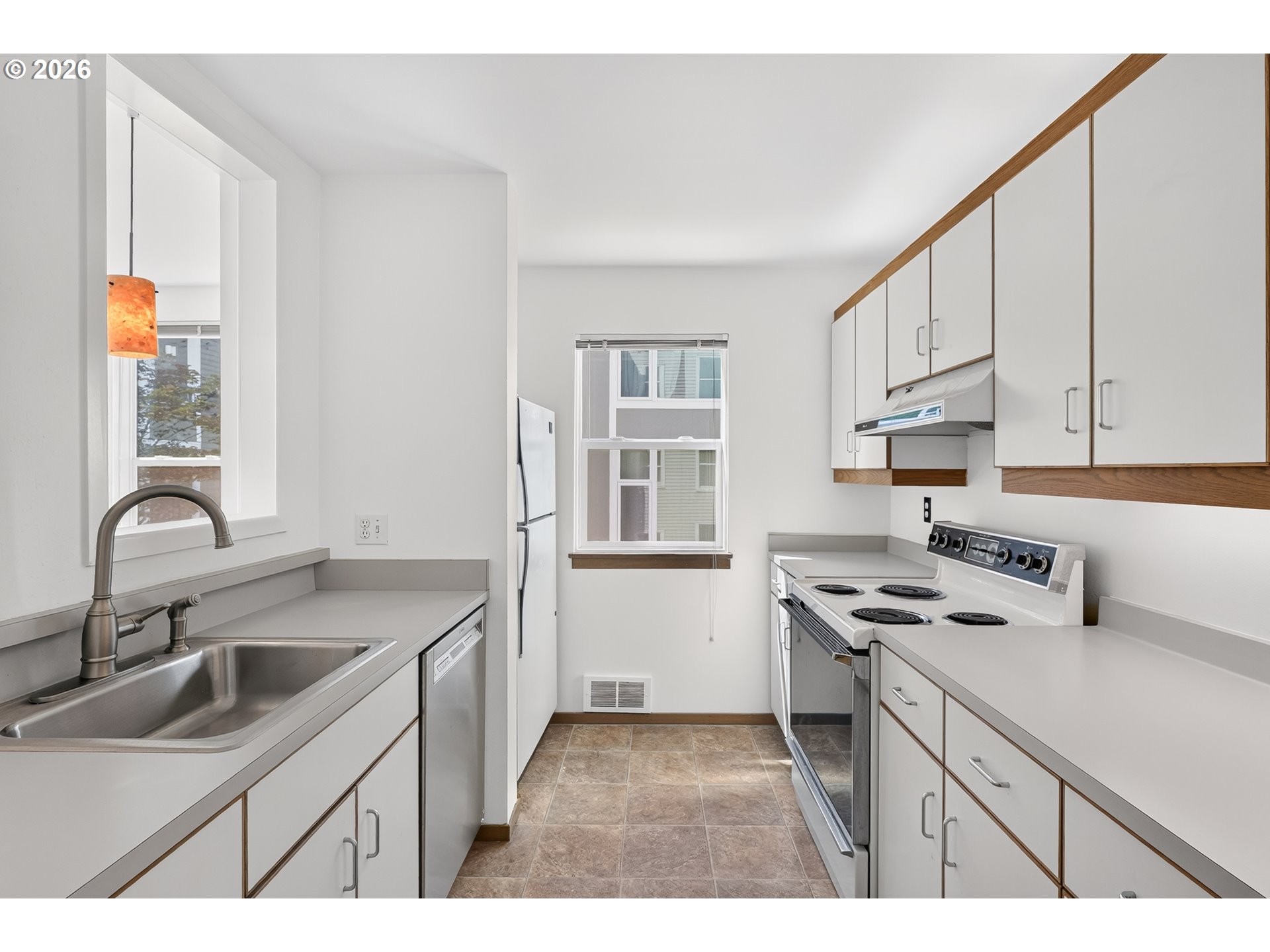 1710 S Harbor Way C-307 Property Photo 7