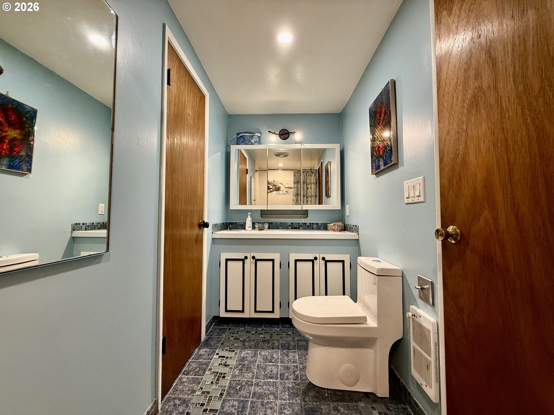 407 S Empire Blvd Property Photo 19