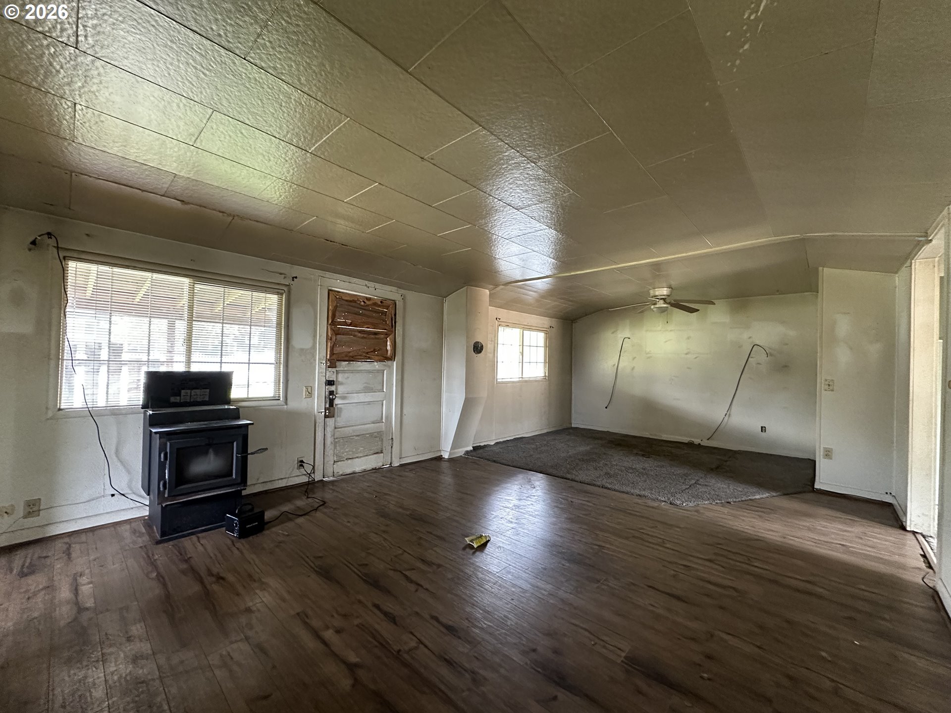 215 B Ave Property Photo 19