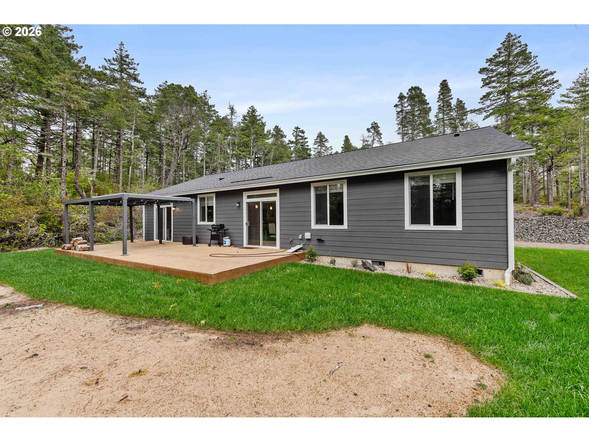 385 Pacific Dunes Dr Property Photo 37