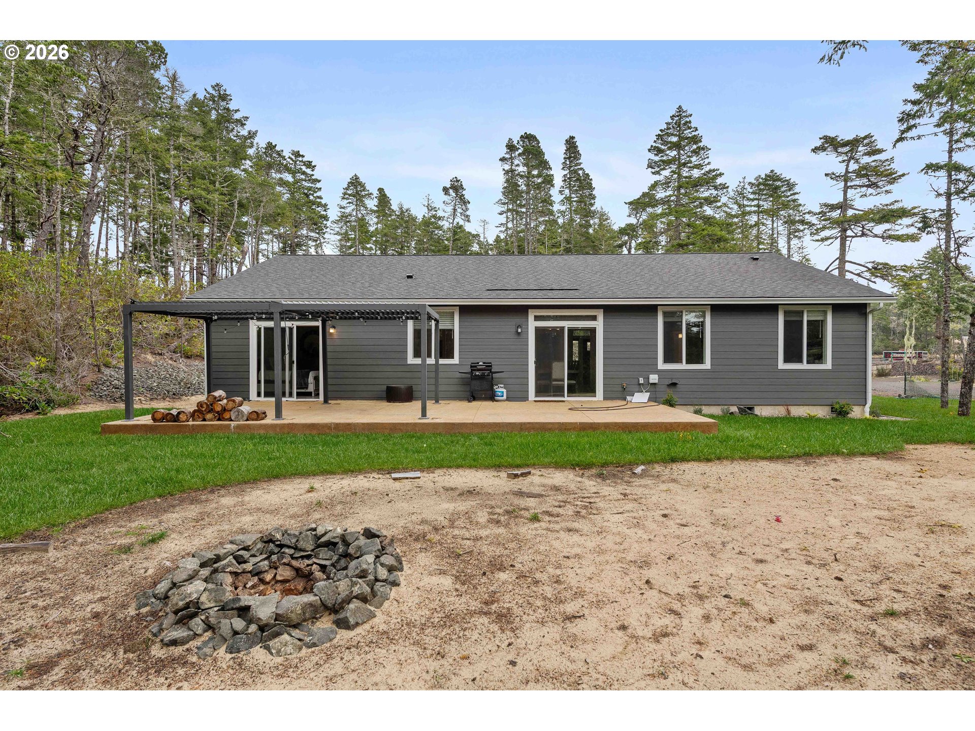 385 Pacific Dunes Dr Property Photo 40
