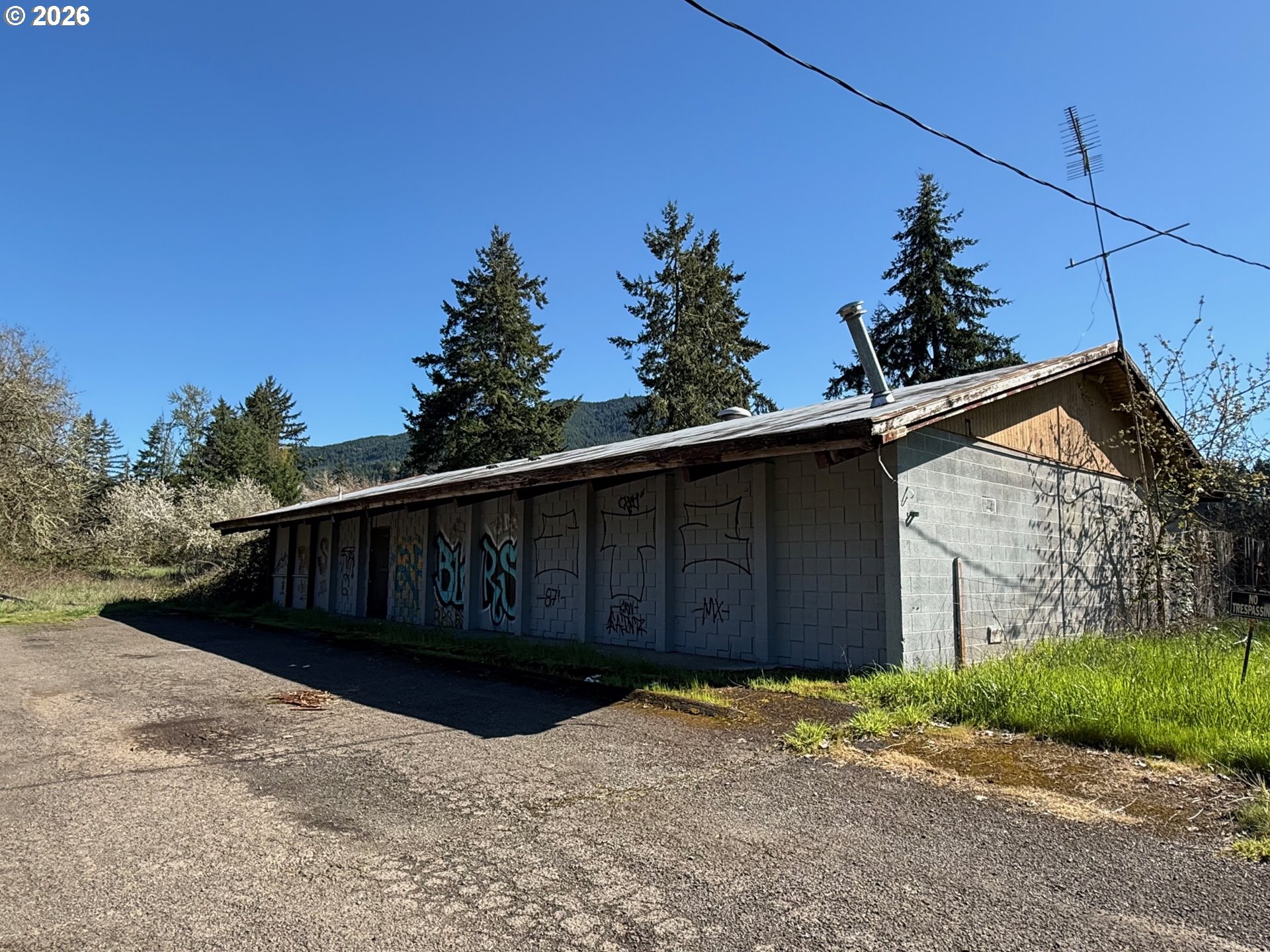 40144 Big Fall Creek Rd Property Photo 4
