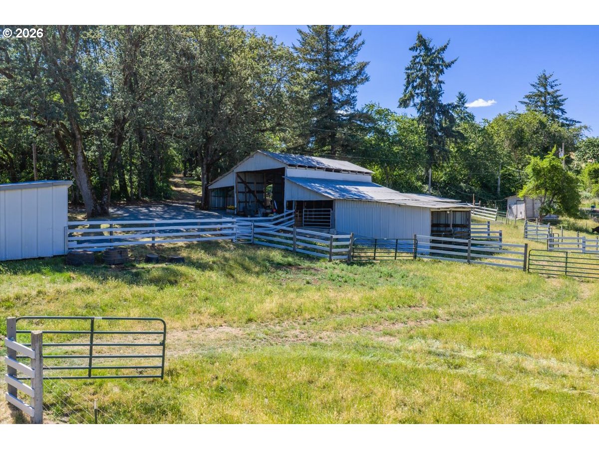 27085 Greenville Rd Property Photo 9