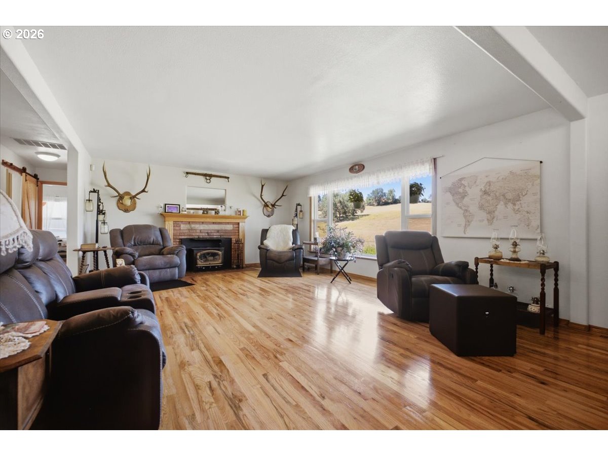 27085 Greenville Rd Property Photo 13