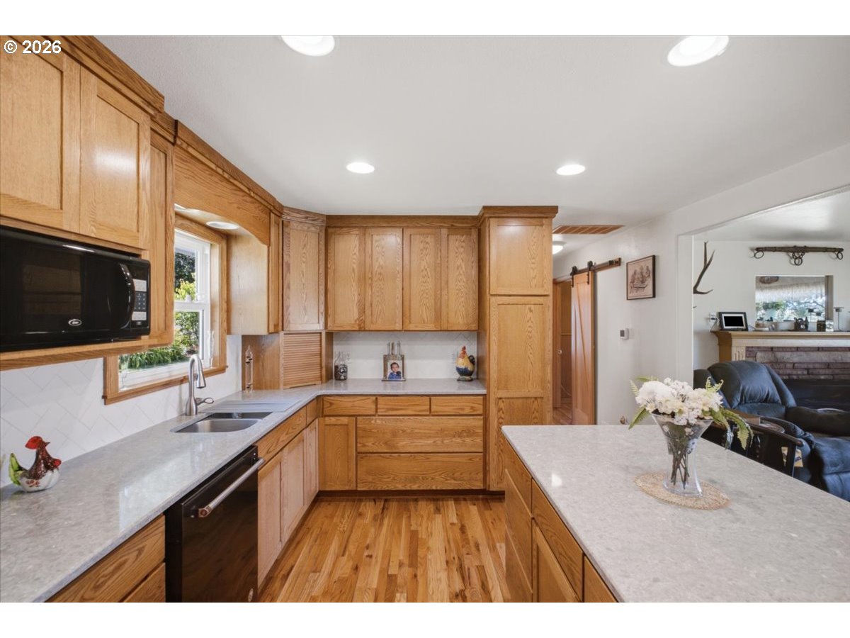 27085 Greenville Rd Property Photo 20