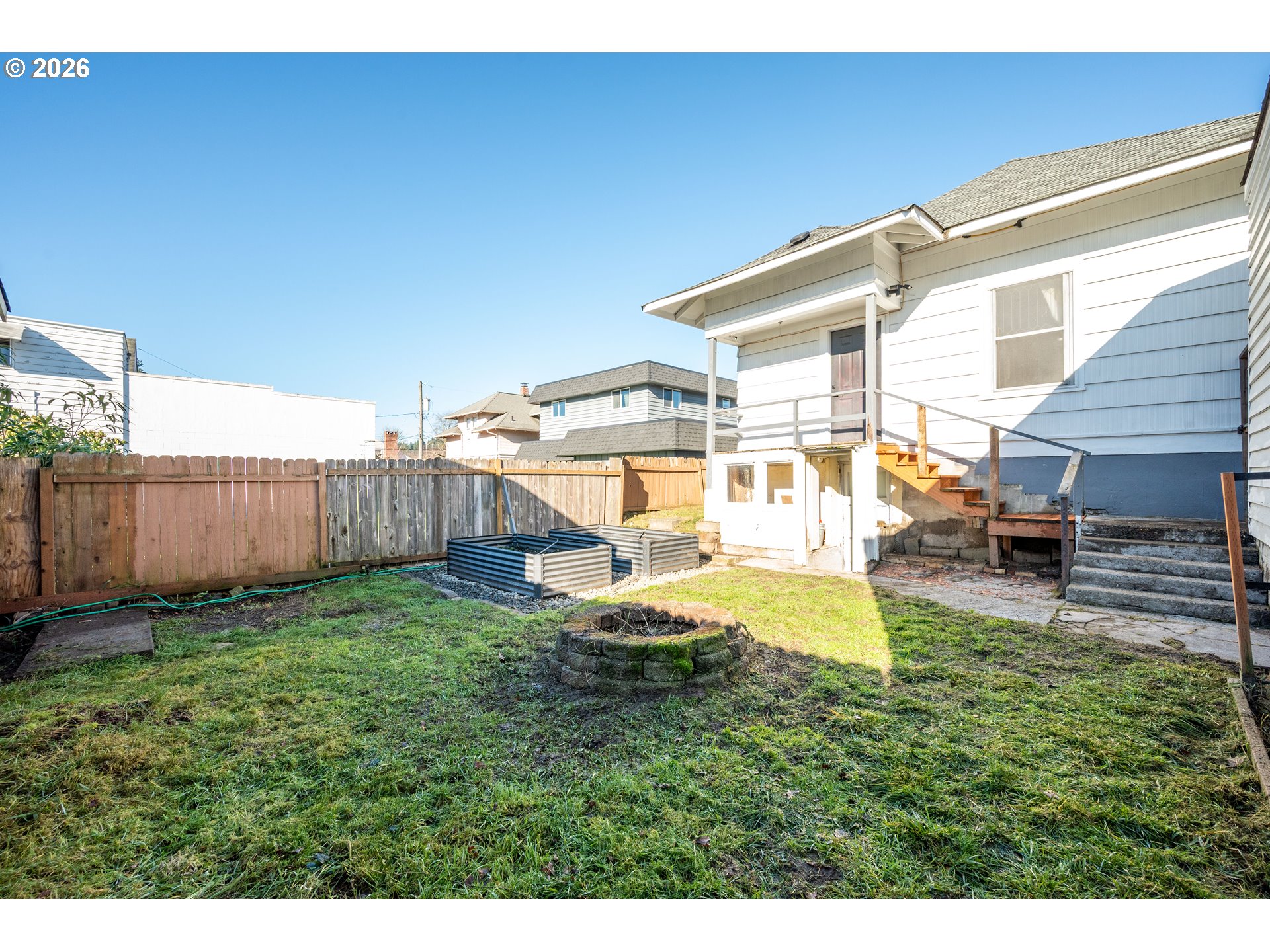 304 Crawford St Property Photo 35