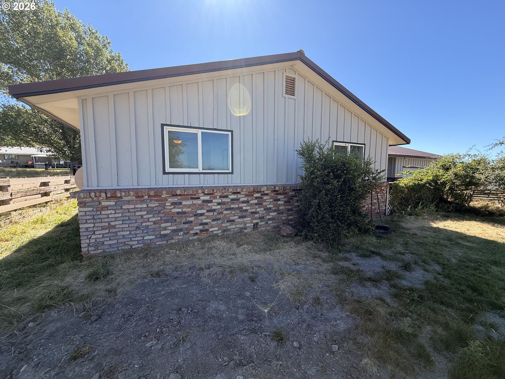 18177 Highway 395 Property Photo 4
