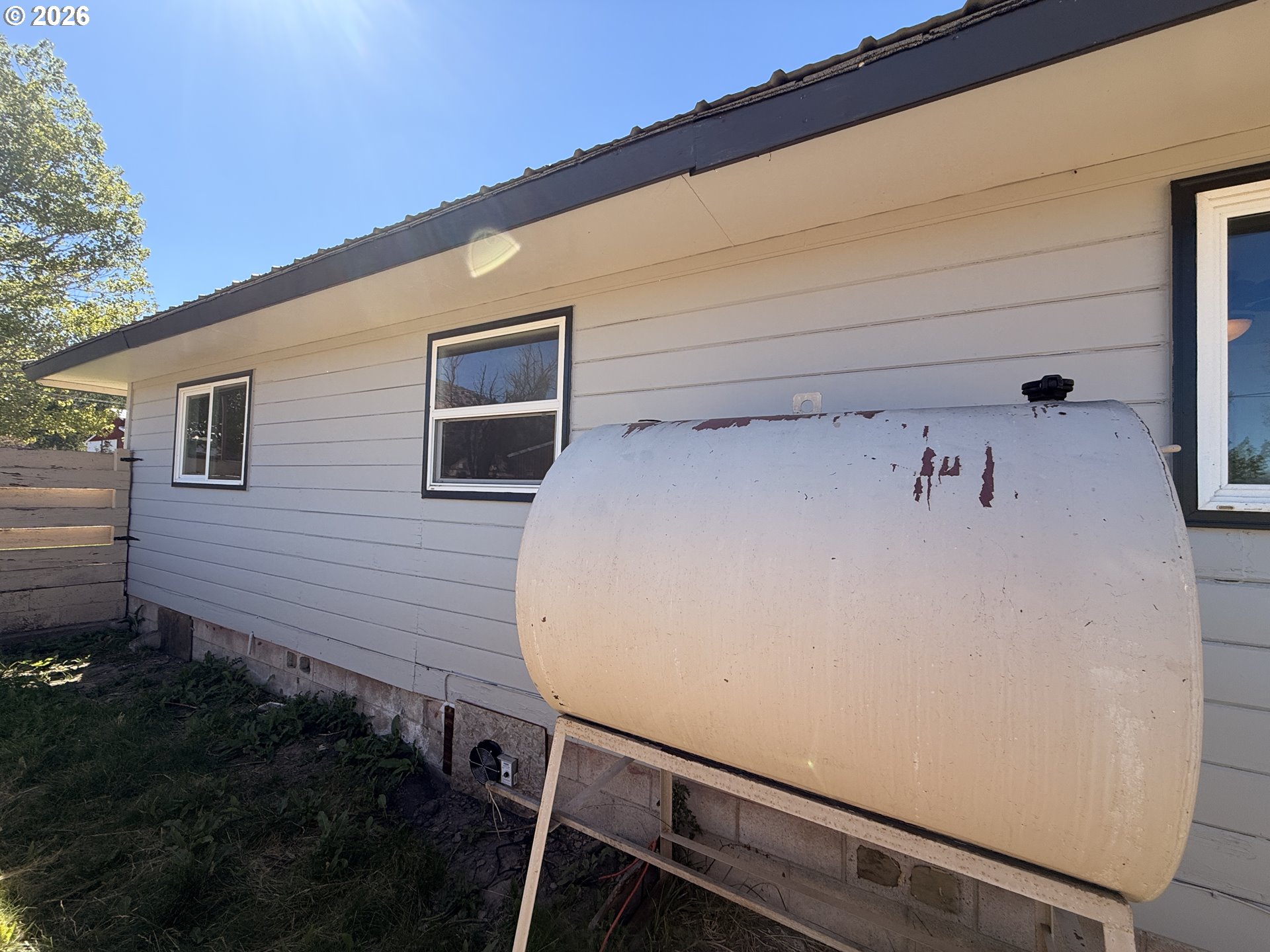 18177 Highway 395 Property Photo 5