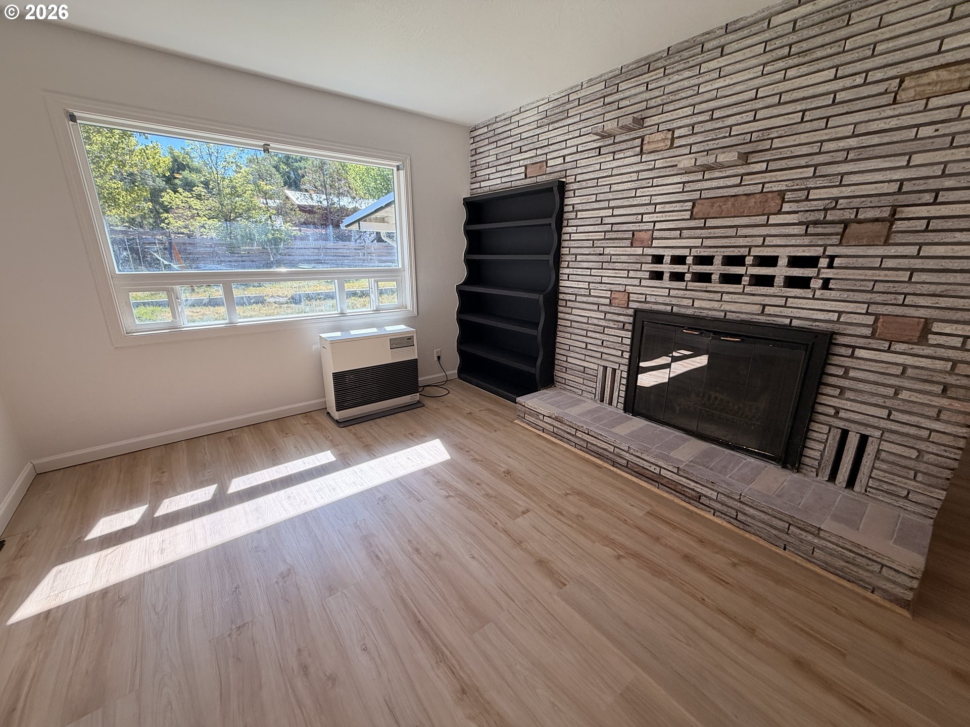18177 Highway 395 Property Photo 7