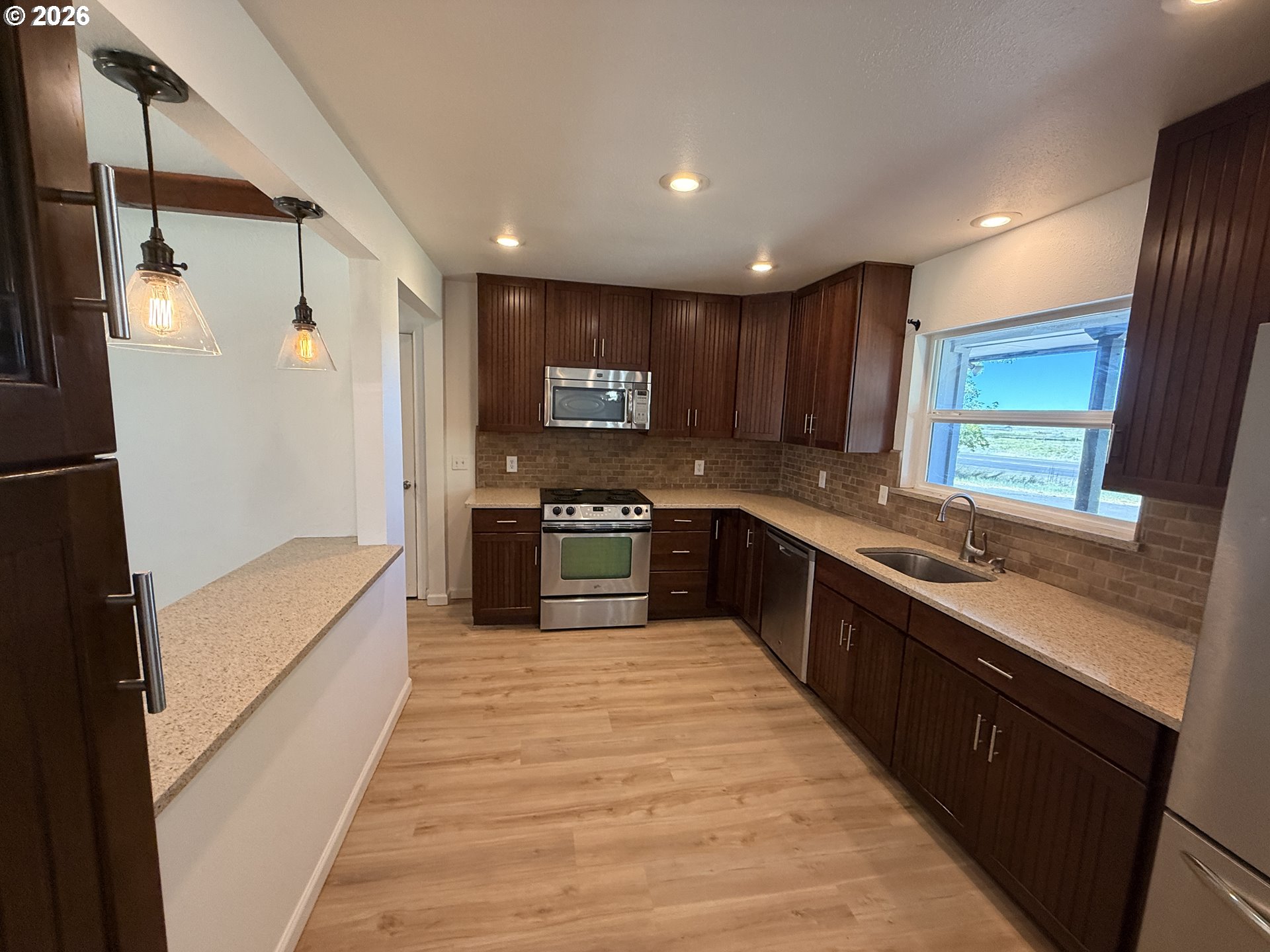 18177 Highway 395 Property Photo 12