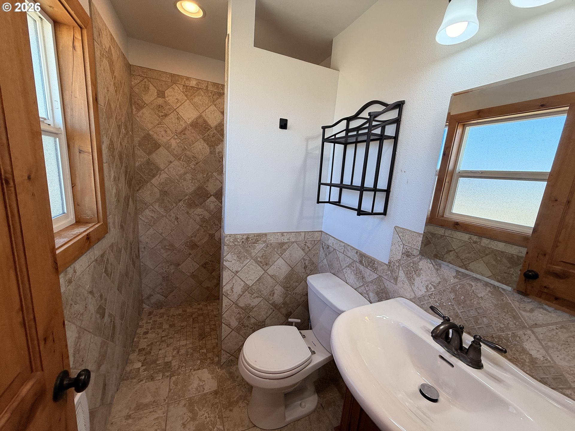 18177 Highway 395 Property Photo 18